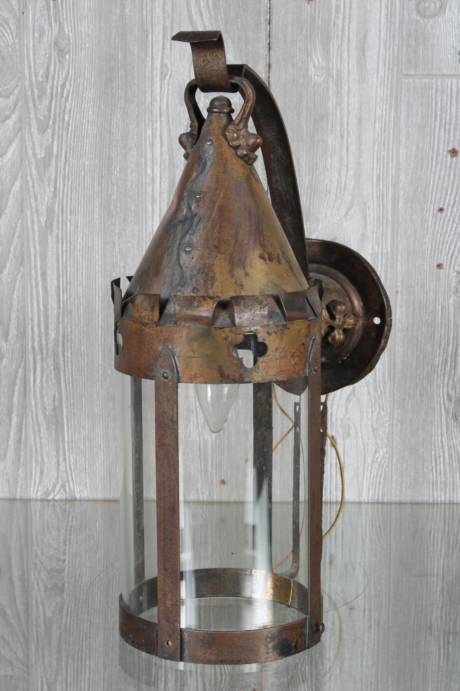 Gothic Style Wall Lantern (1 of 3)