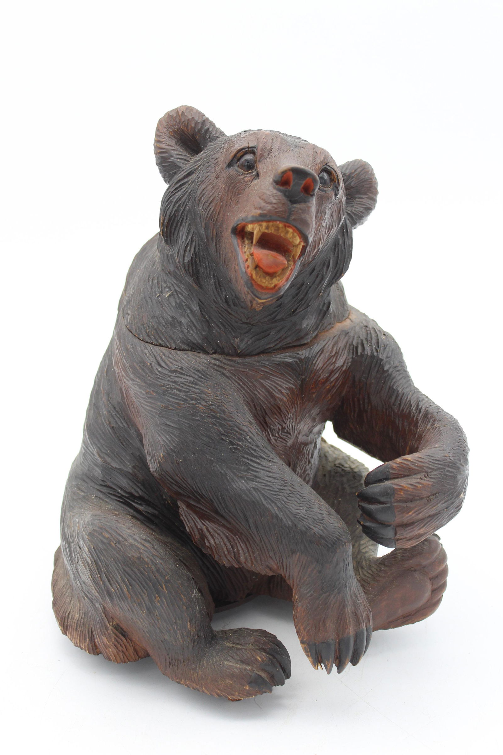 Black Forest Carved Bear Tobacco Humidor (1 of 7)