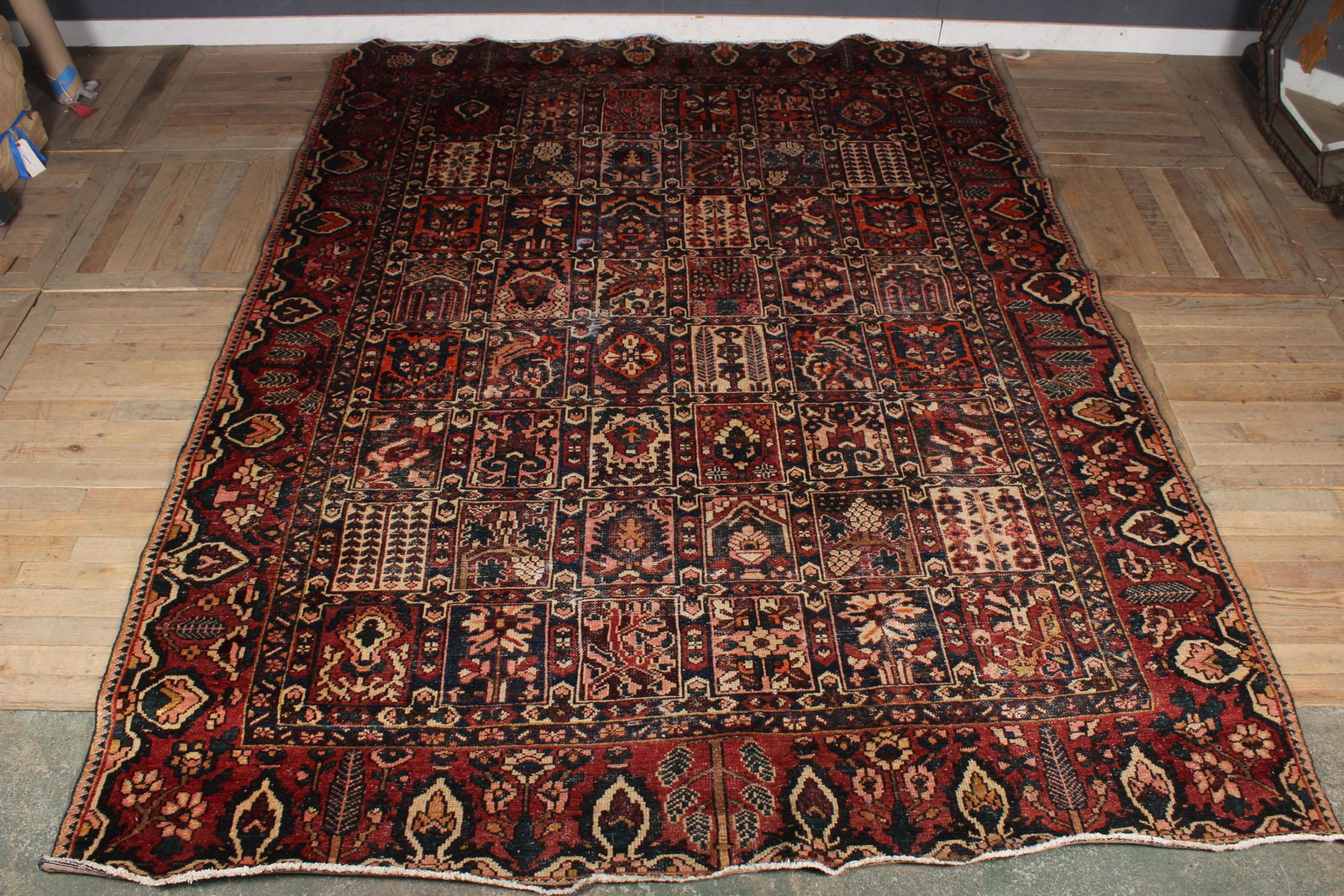 Garden Rug 10'7" x 8'1": Garden Rug 10'7" x 8'1" Size: 127" H x 99.5" W