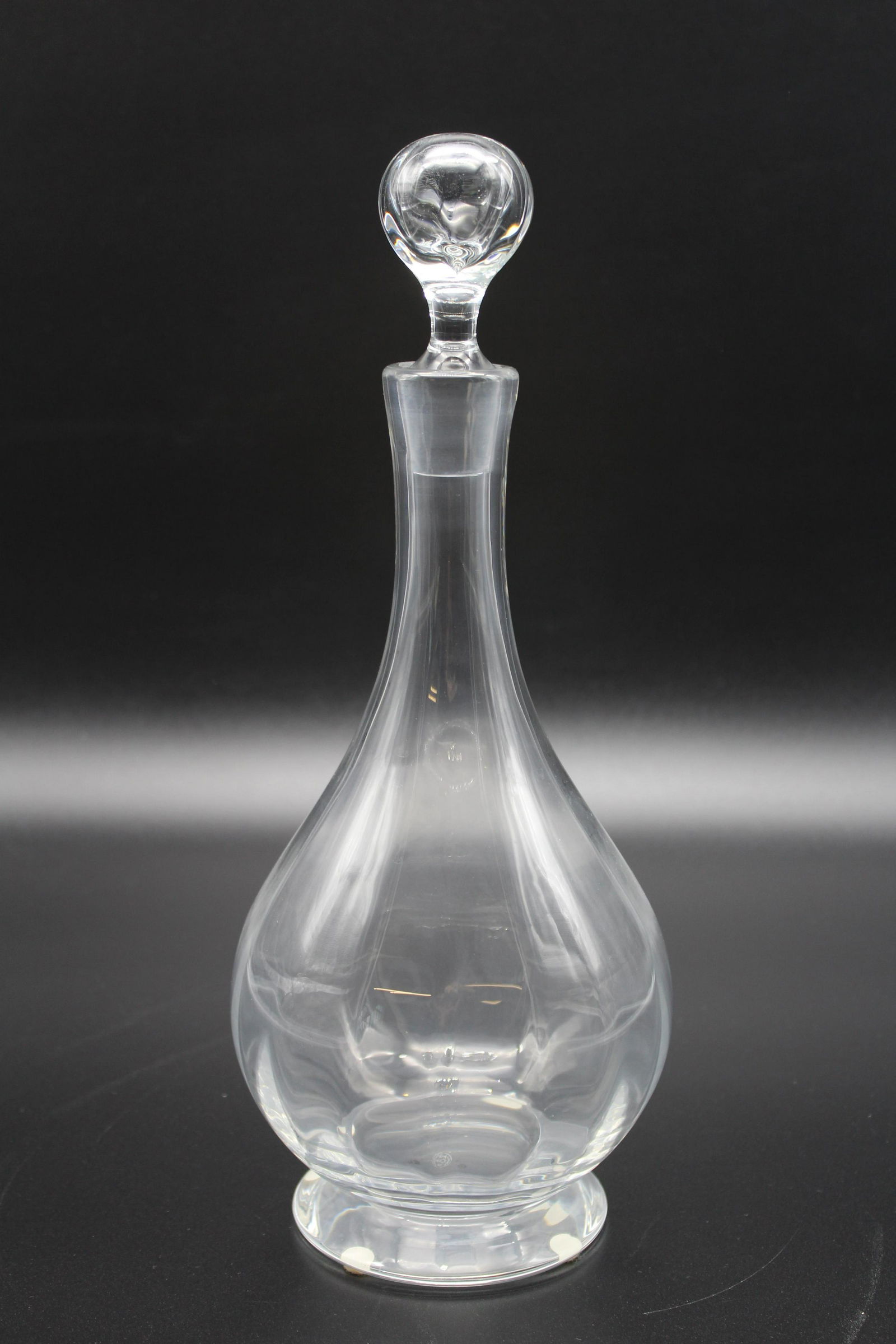 Baccarat Crystal Montaigne Optic Decanter (1 of 5)