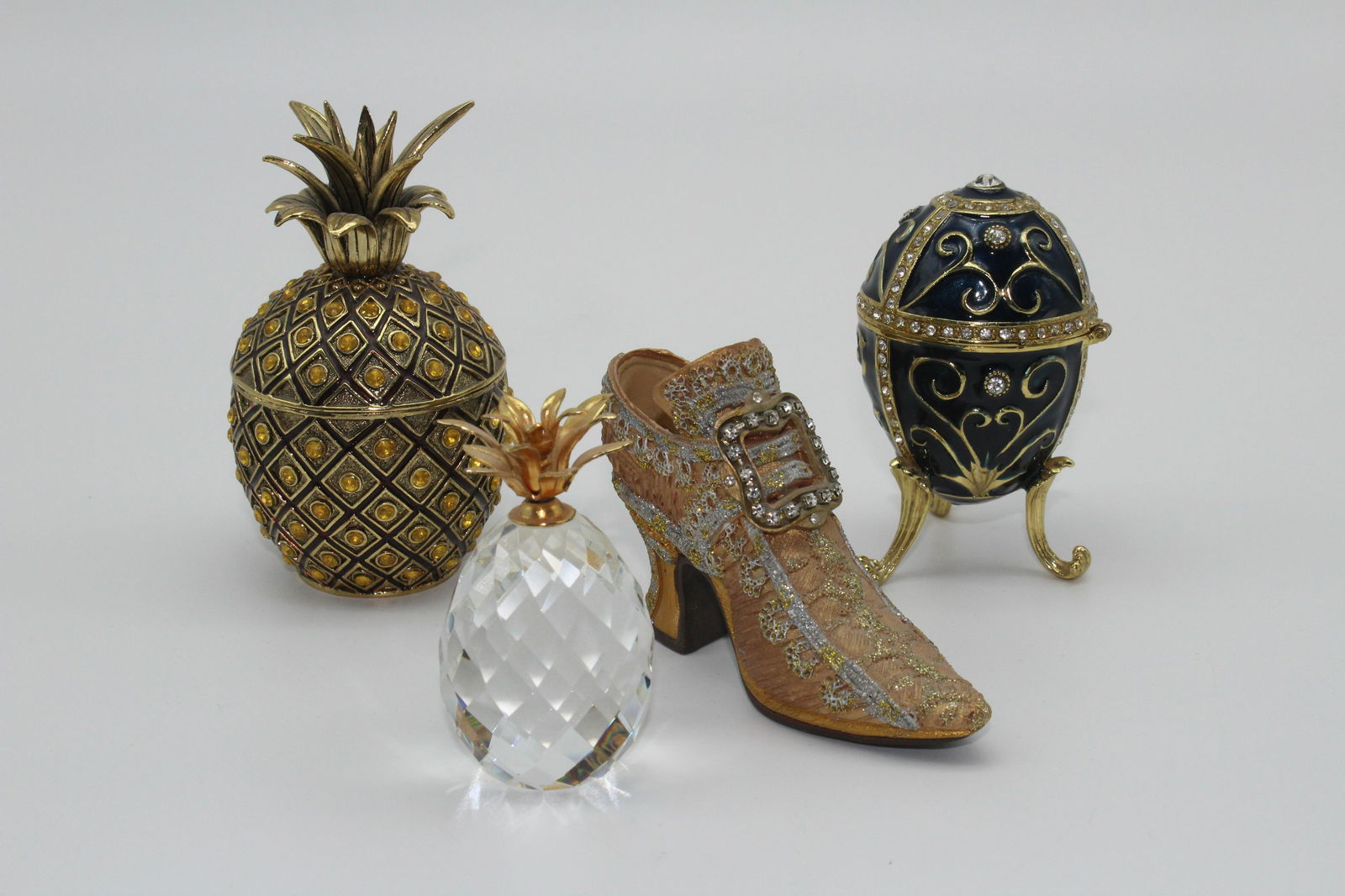 Decorative Grouping Trinket Boxes, Etc. (1 of 8)