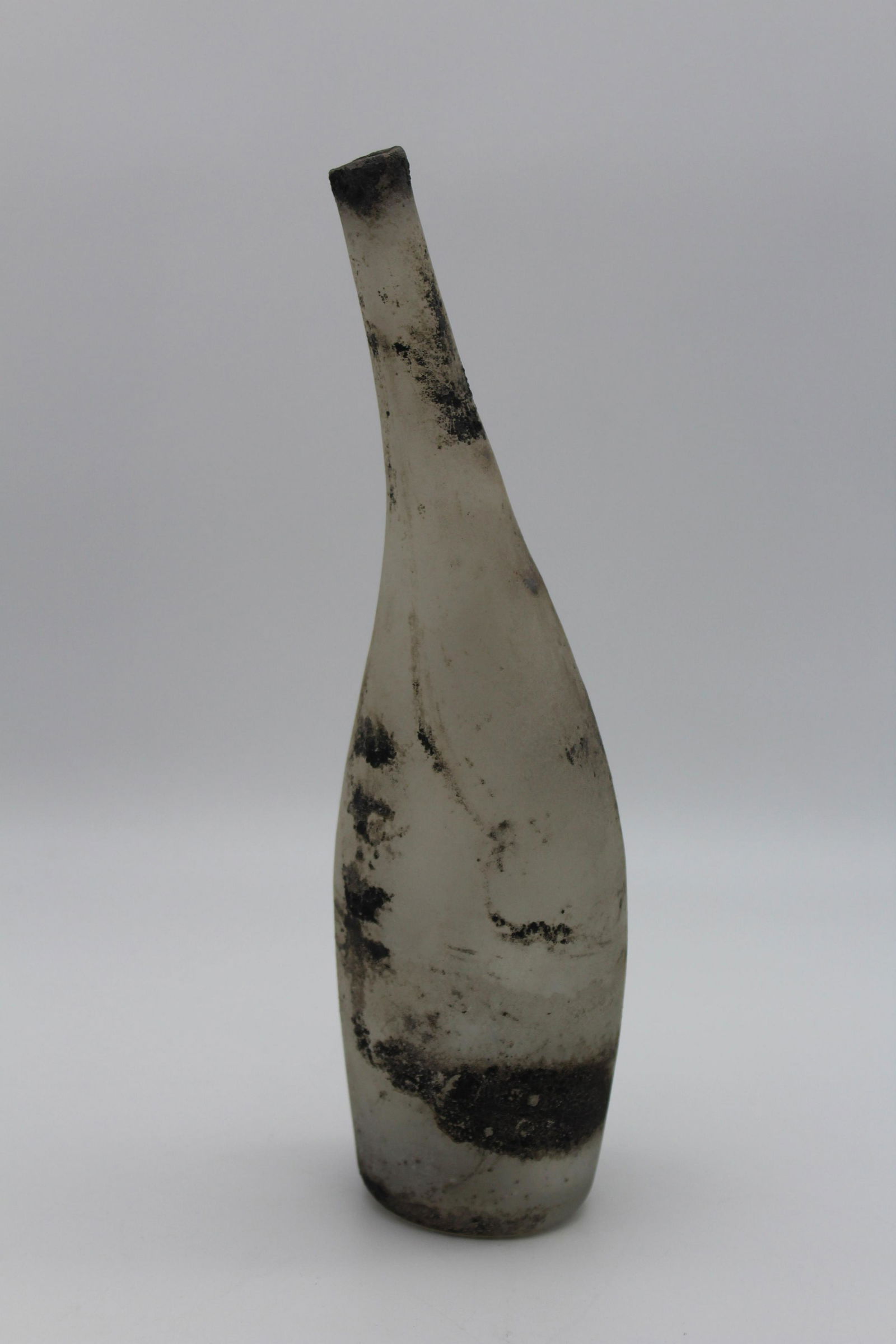 Cenedese Murano Scavo Glass Bottle: Cenedese Murano Scavo Glass Bottle, having foil label on bottom. Size: 13.5" H x 3.75" diameter.