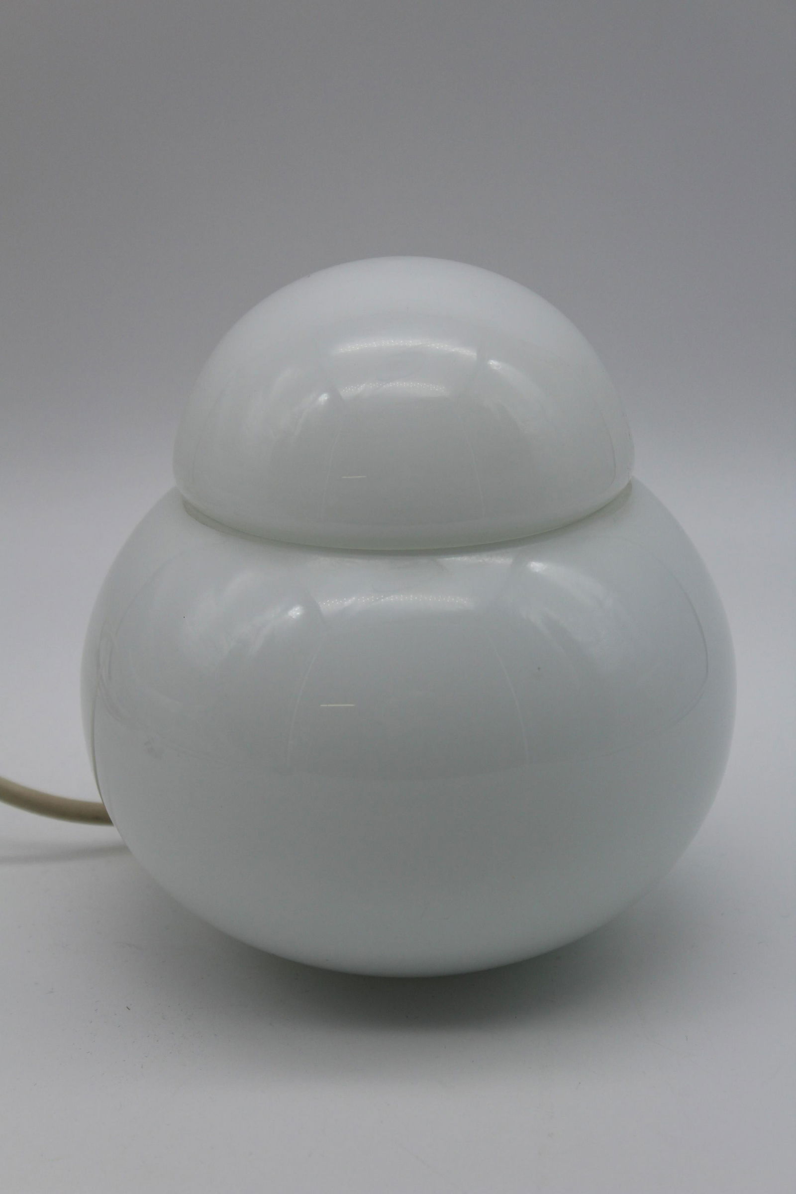 Italian Design Space Age Glass Table Lamp (1 of 2)