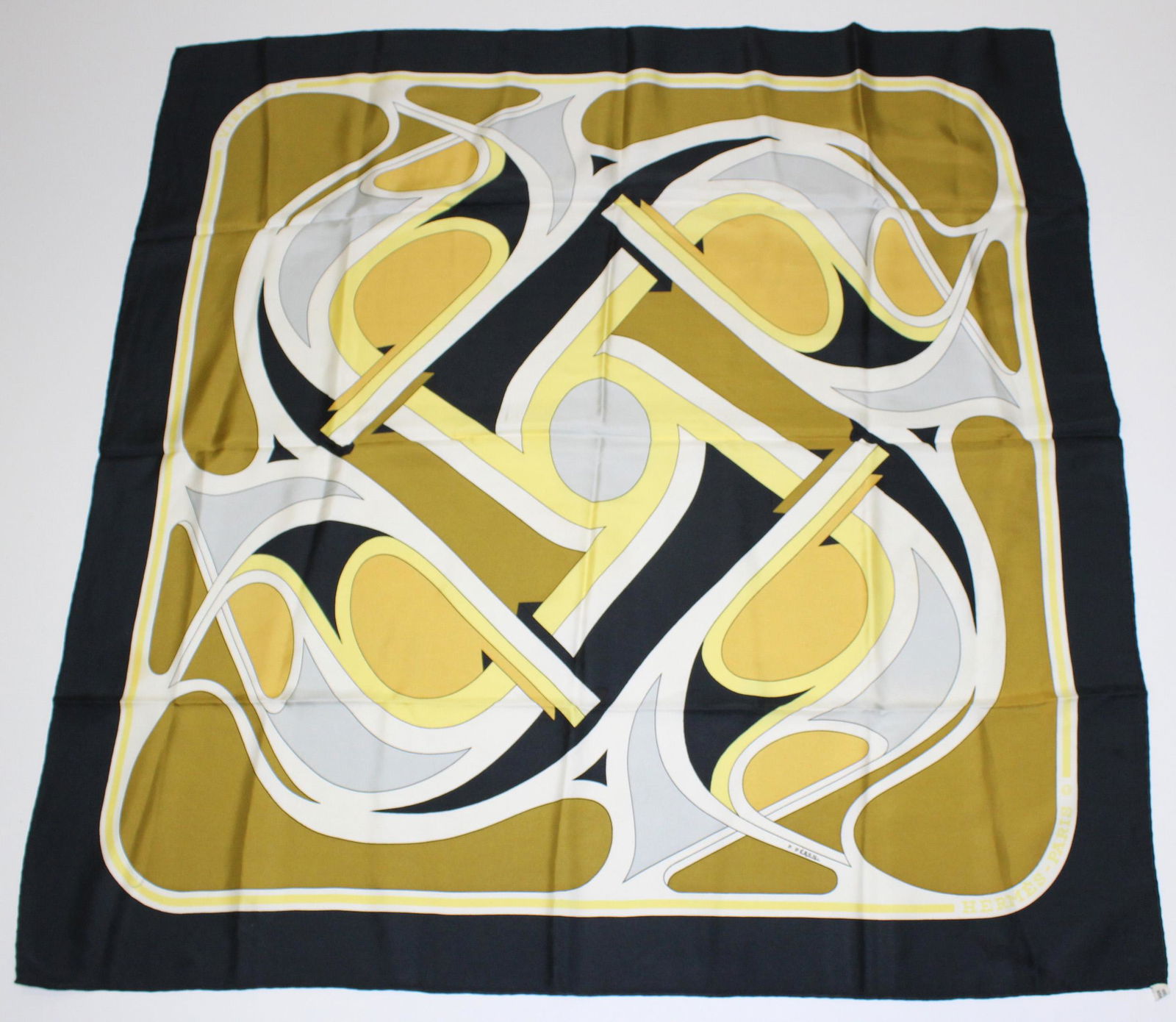 Hermes Paris Virages Silk Scarf (1 of 5)