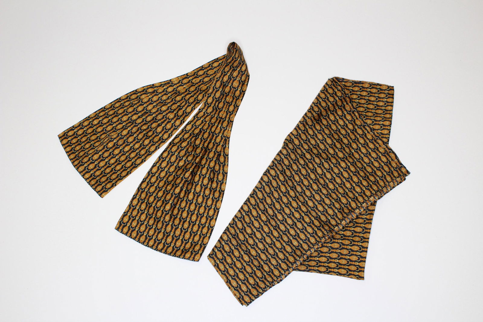 Hermes Paris Ascot Scarf and Matching Silk Scarf (1 of 6)