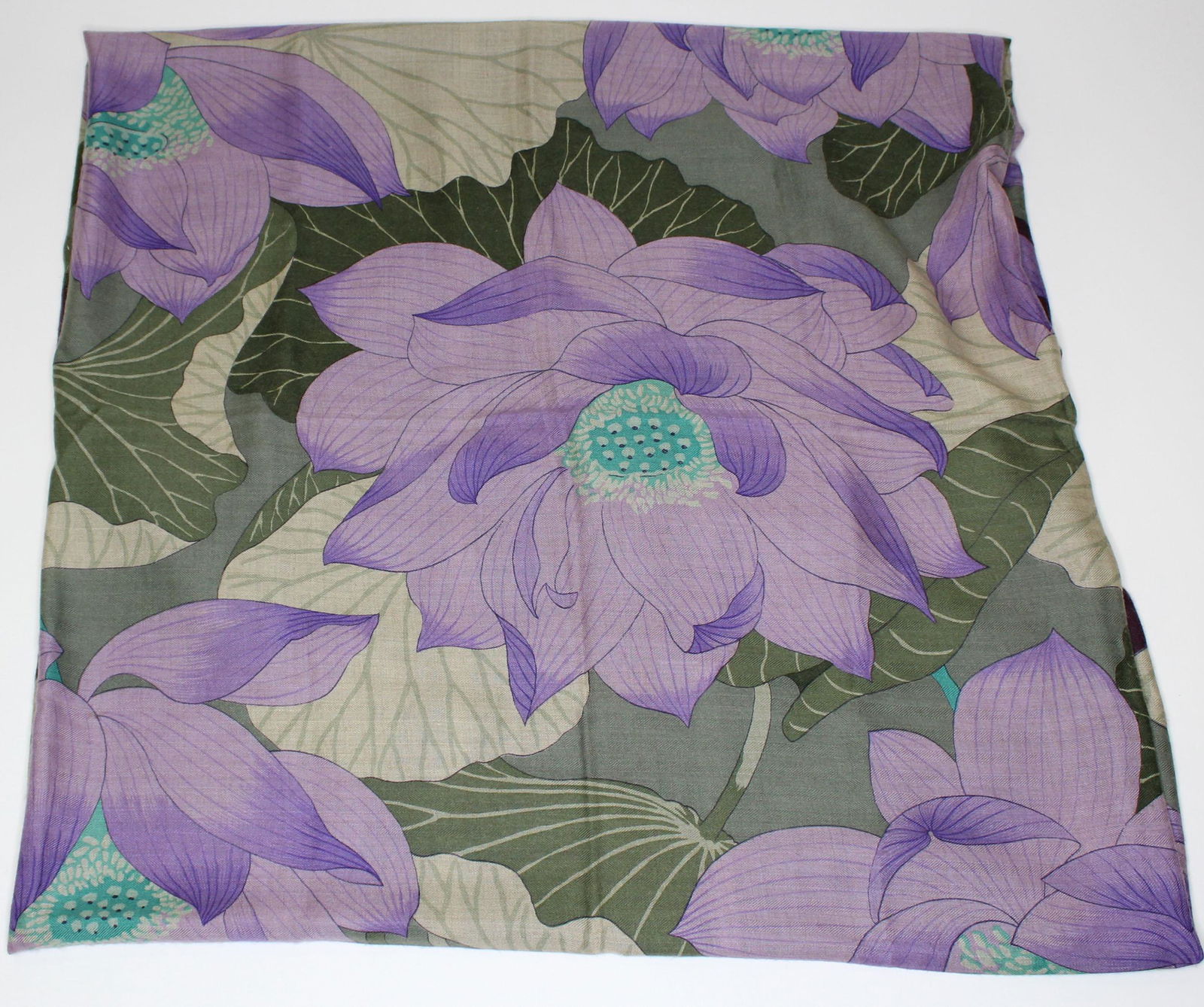 Hermes Fleurs de Lotus Cashmere & Silk Shawl (1 of 3)