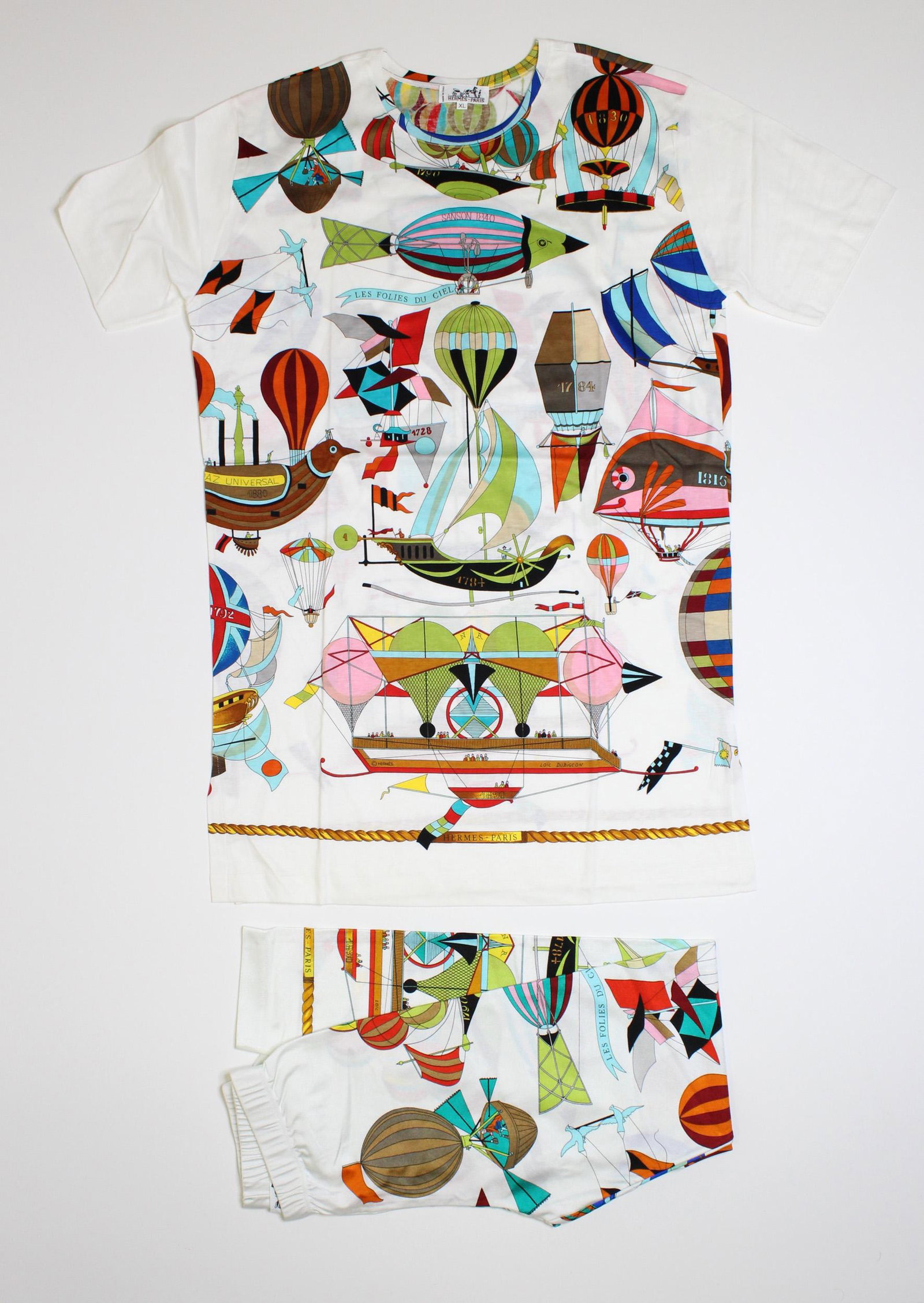 Hermes Les Folies Du Ciel Dress & Leggings: Hermes Les Folies Du Ciel Dress & Leggings, 100% cotton dress, labeled Hermes Paris, Made in Italy, Size XL, and a matching pair of leggings, nylon and elastic, labeled Hermes Paris, Made in Italy, Si