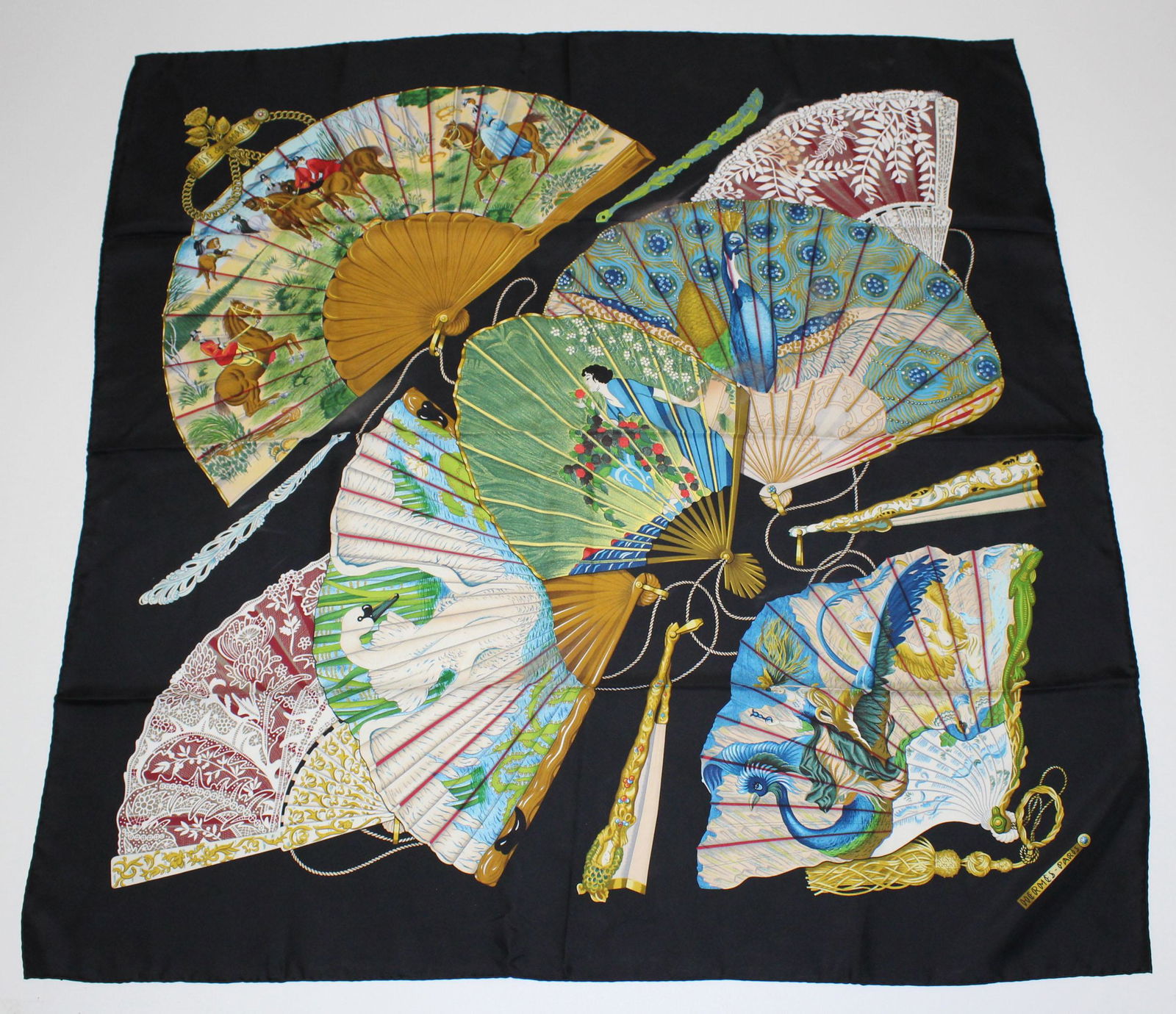 Hermes Paris Silk Scarf Brise de Charme (1 of 5)