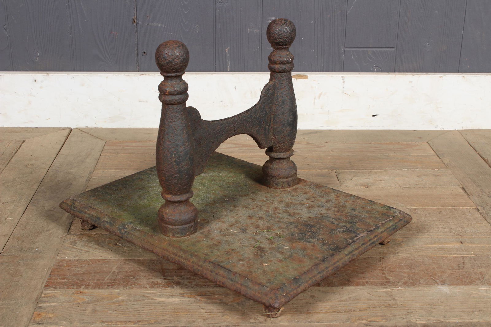 Very Good Late 19th C. Cast Iron Boot Scrape (1 of 4)