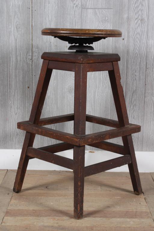 Studio Stool (1 of 4)