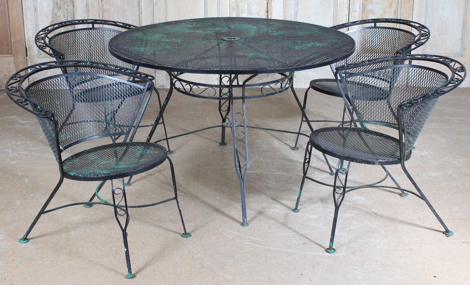 Woodard Barrel Back Patio Suite: Woodard Barrel Back Patio Suite, four chairs and table. Size: Largest: 29.5" H x 47.5" W x 47.5" D