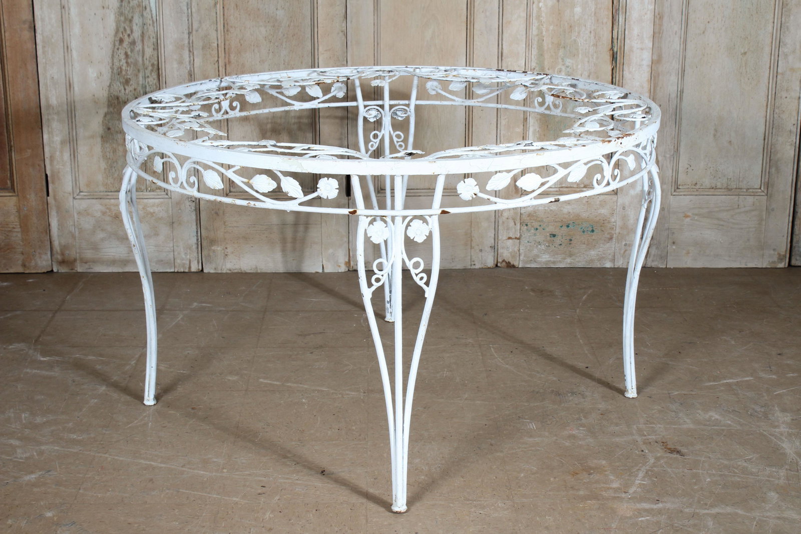Salterini Round Patio Table: Salterini Round Patio Table, foliate design, does not have glass top. Size: 29" x 49" diameter