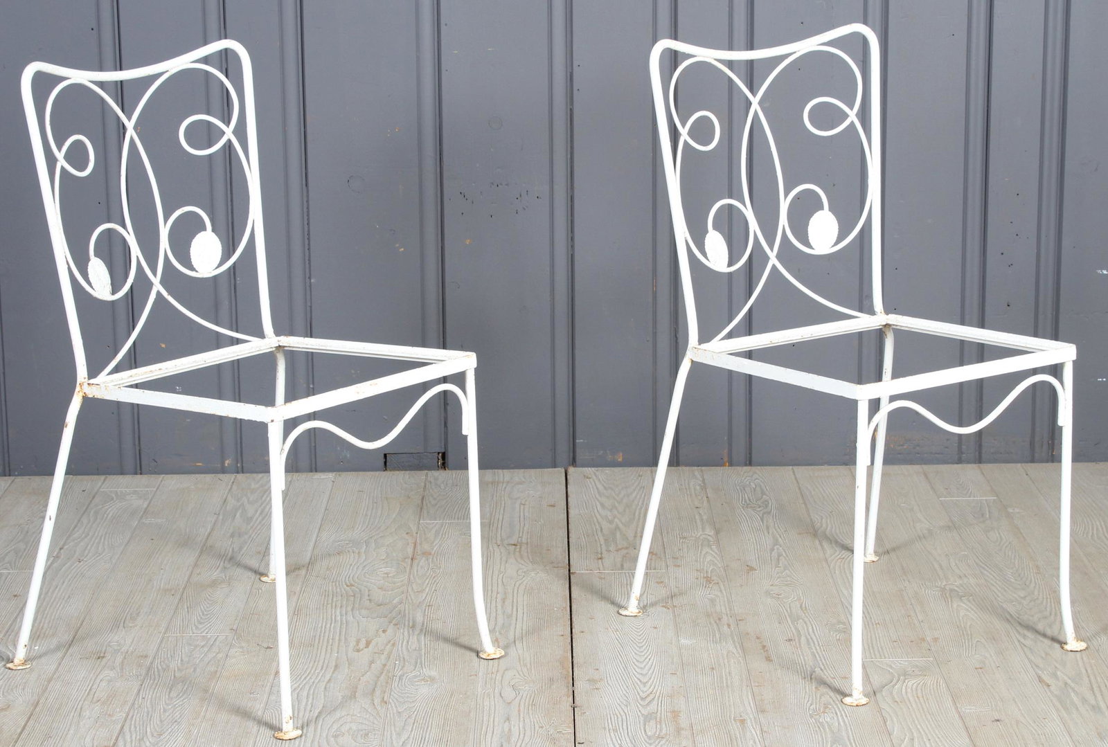 2 Wrought Iron Patio Chairs Vine with 2 Leaves: A pair of vintage wrought iron garden chairs no seats. 33 1/2" x 15" x 20"
