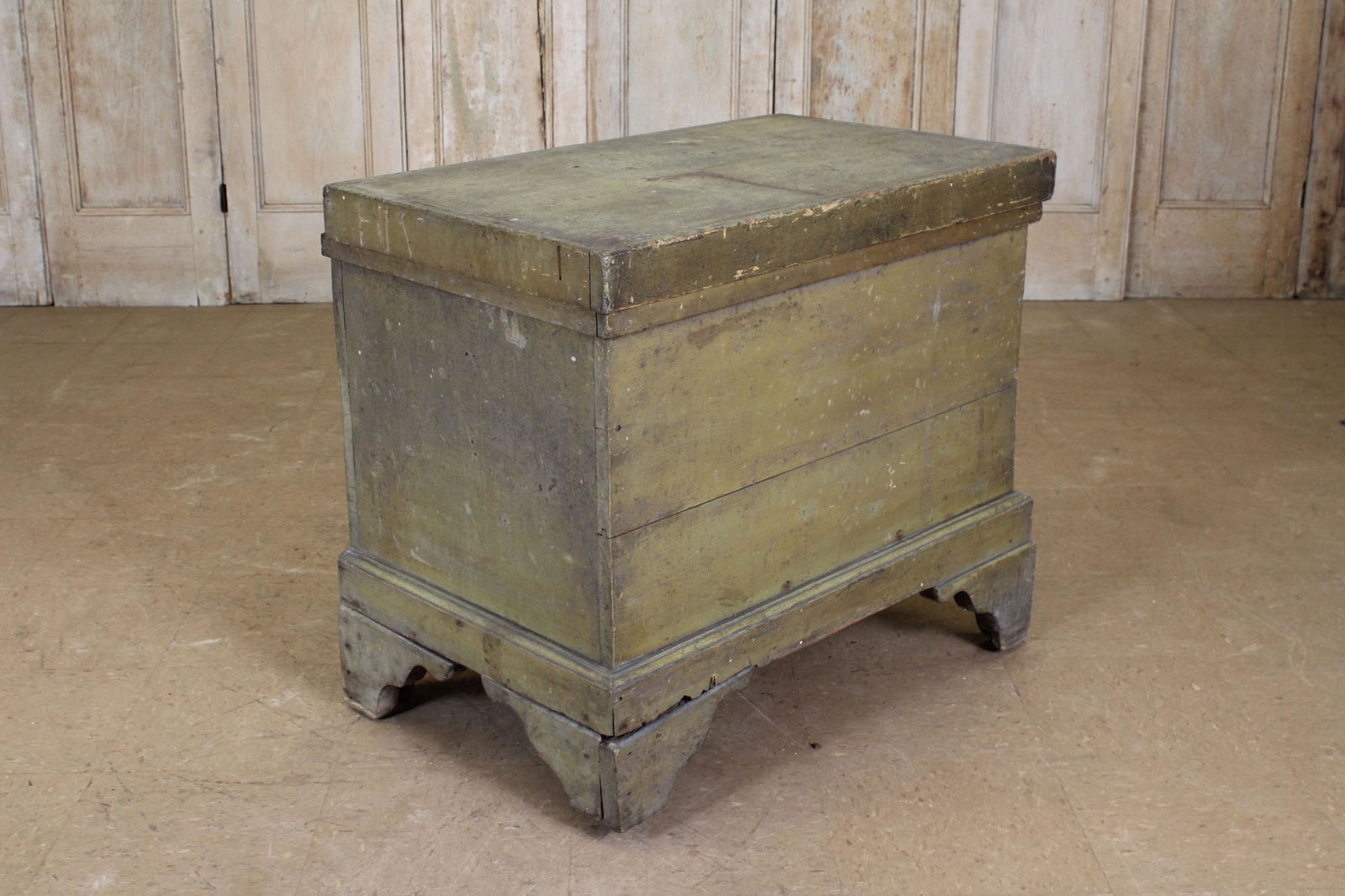 Antique Painted Ice Box (1 of 9)