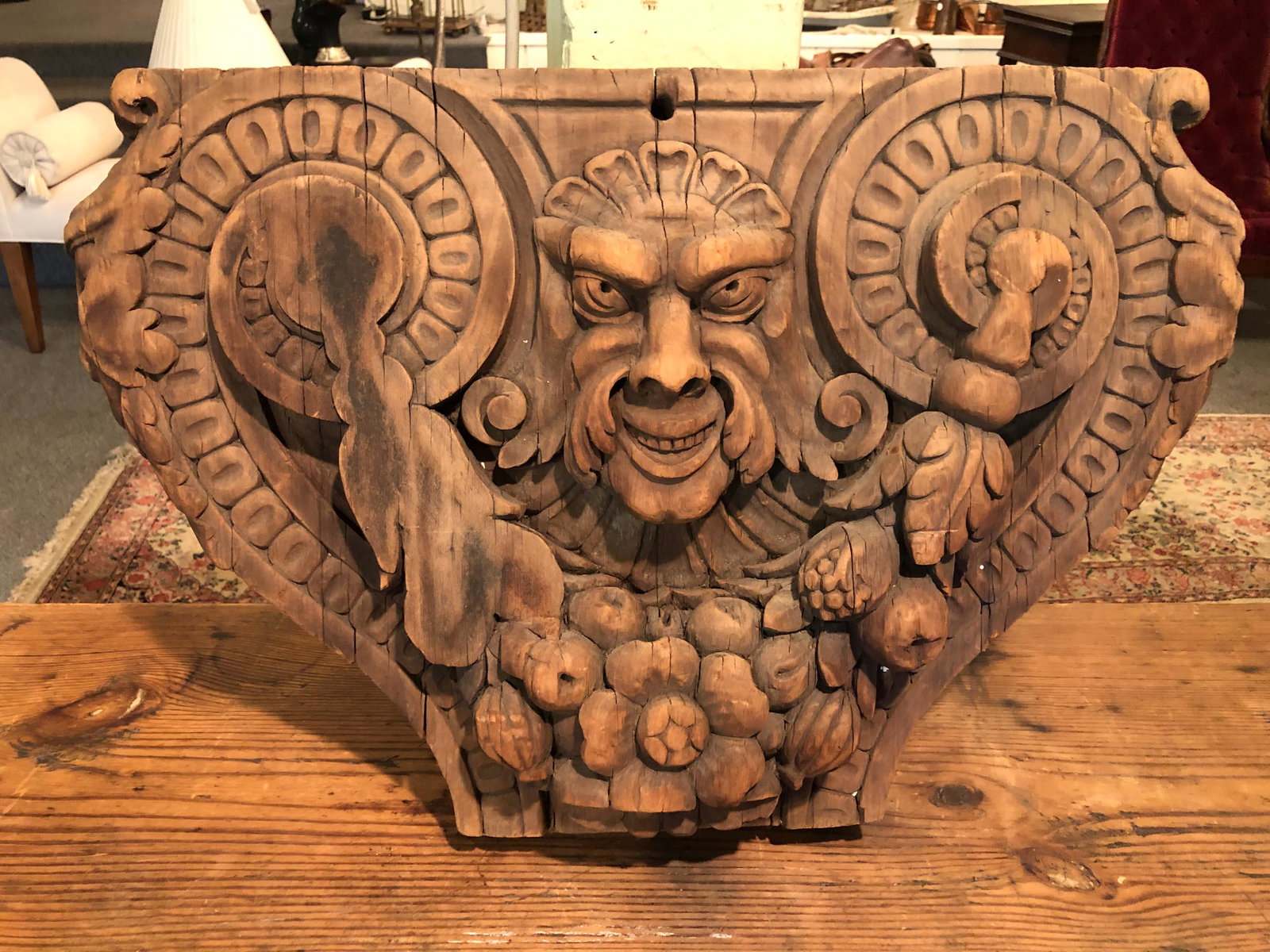 Grotesque Green Man Motif Architectural Element: Grotesque Green Man Motif Architectural Element. Size: 17.5" x 27" x 6" ***Please Note: This is an on-site online auction with specific Pick up terms and conditions. Pick up day is scheduled for 8/29 