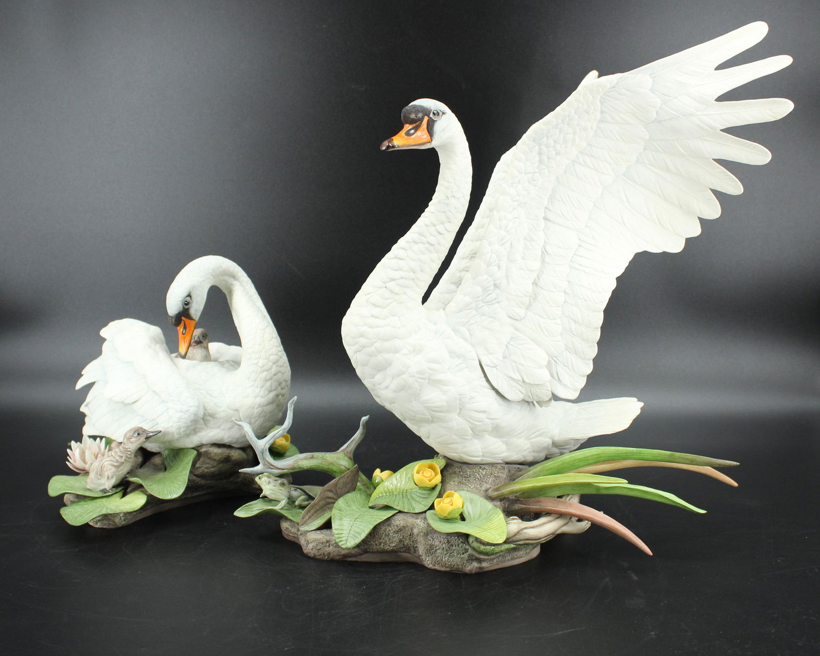 Pair of Boehm Porcelain Mute Swan Figurines (1 of 20)