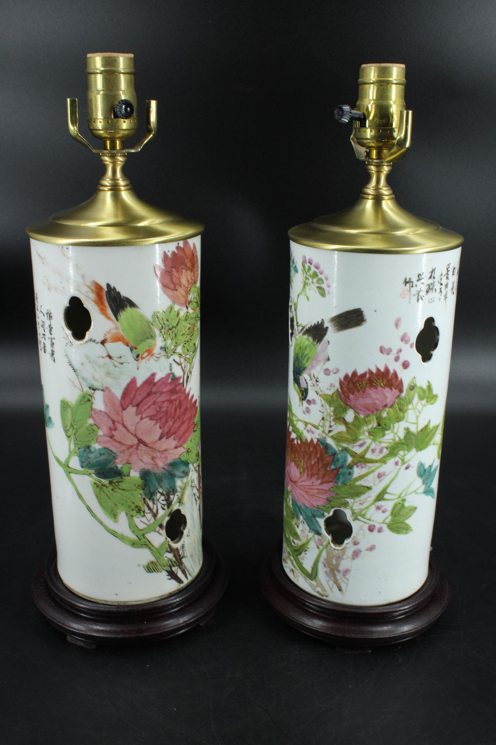Pair Chinese Porcelain Hat Stand Table Lamps (1 of 14)