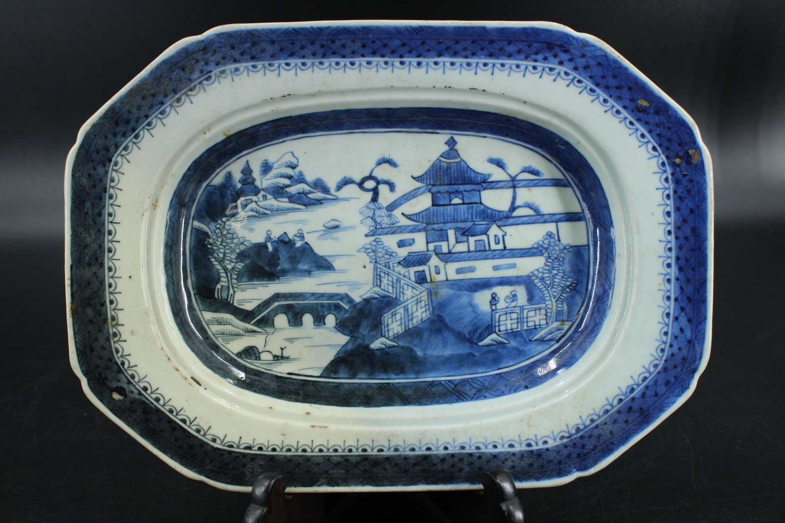 Chinese Blue and White Porcelain Platter: Chinese Blue and White Porcelain Platter. Size: 8.75" H x 11.75" W x 1.5" D.
