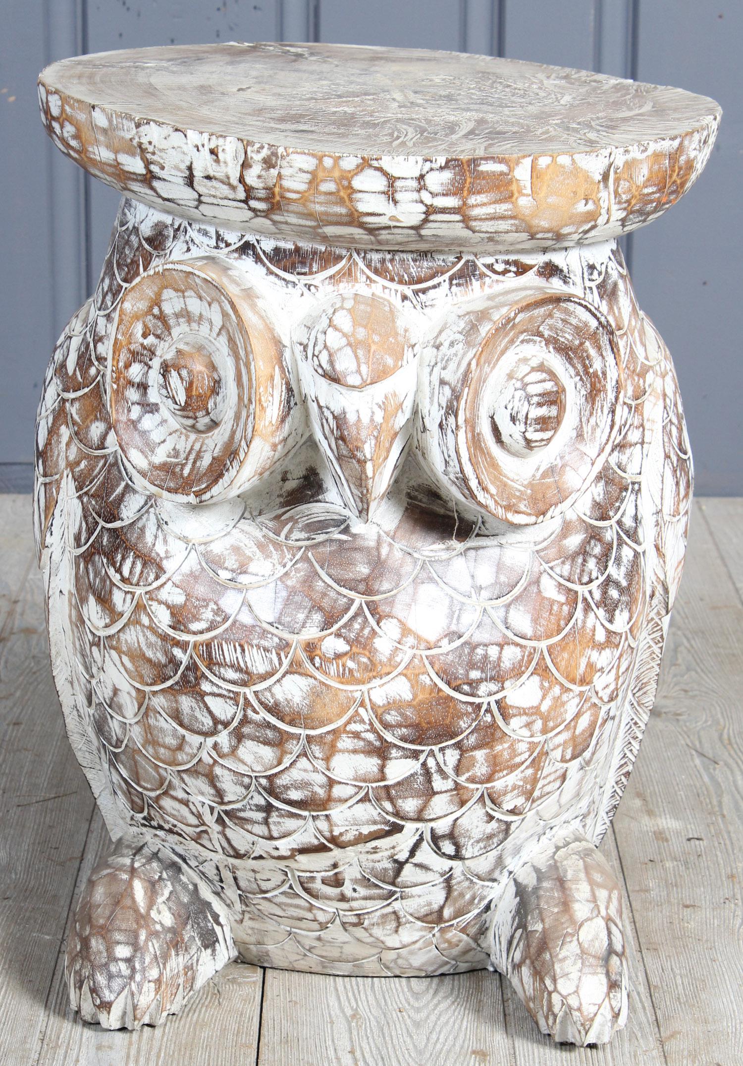 Carved Timber Owl Table: Carved Timber Owl Table. Size: 22" H x 16.5" W x 19.5" D