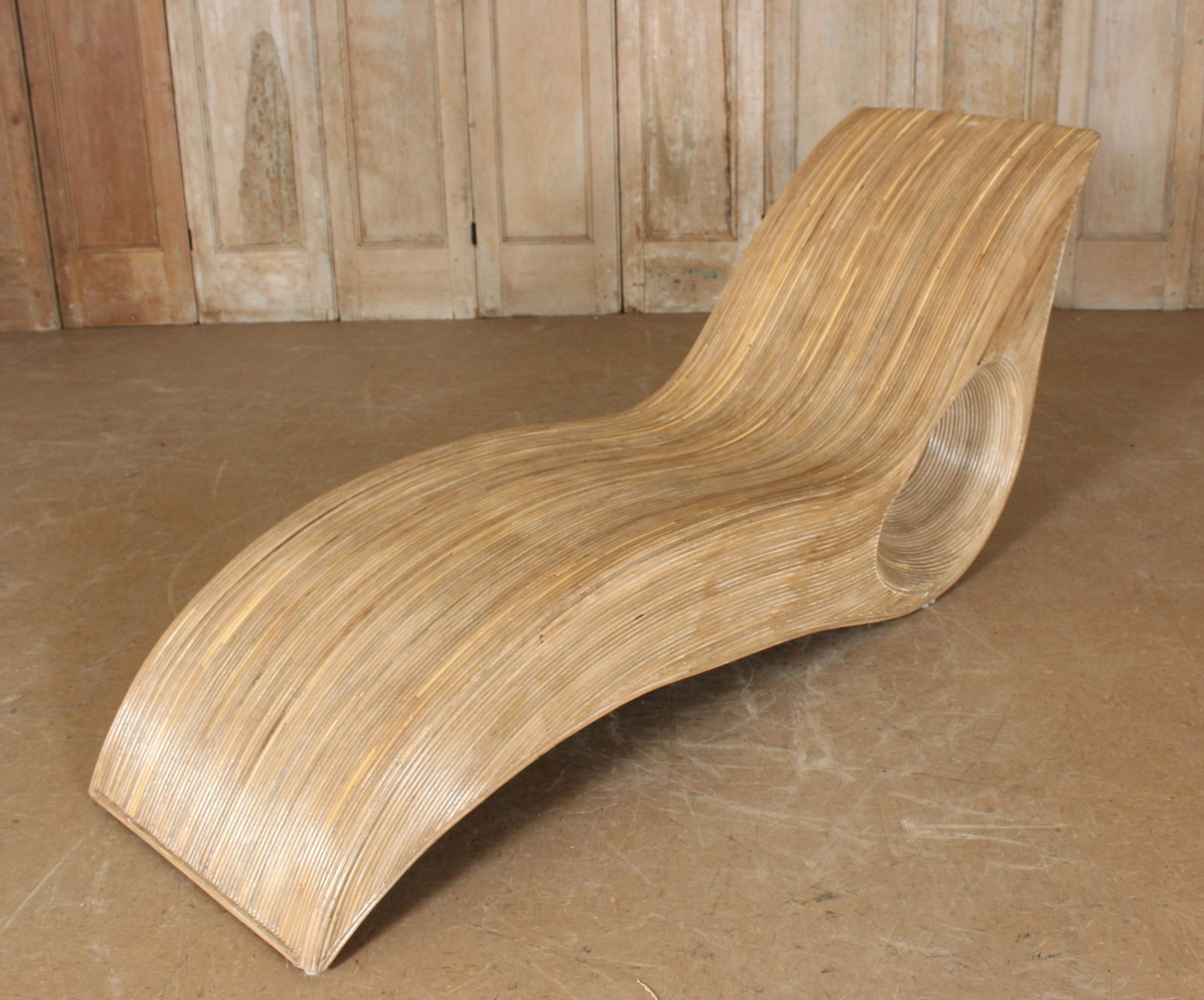Rattan Veneer Free Form Chaise Longue: Rattan Veneer Free Form Chaise Longue. Size: 33" H x 76" W x 23.25" D