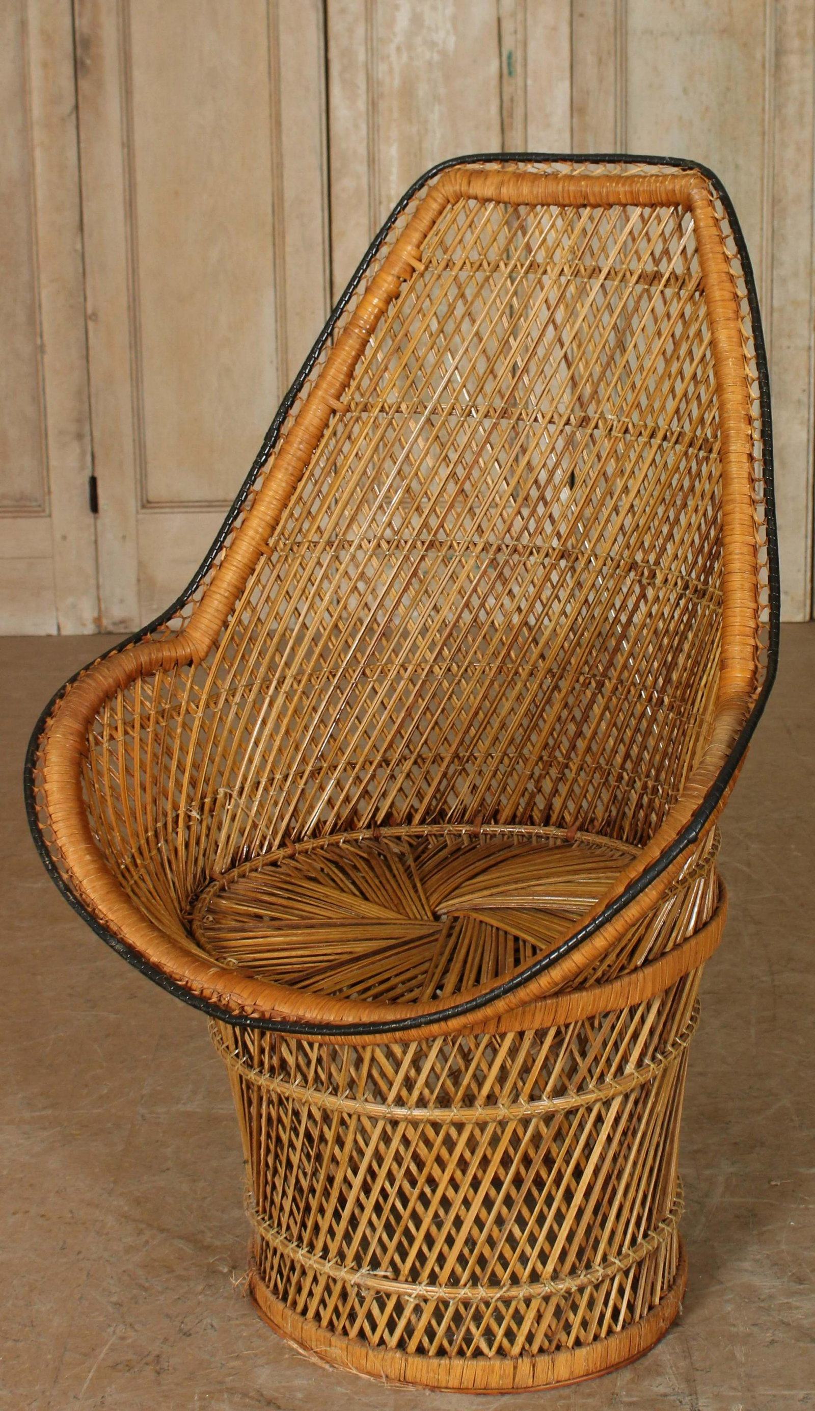 Vintage Mid Century Wicker Chair: Vintage Mid Century Wicker Chair. Size: 41.5" H x 27" W x 21.5" D