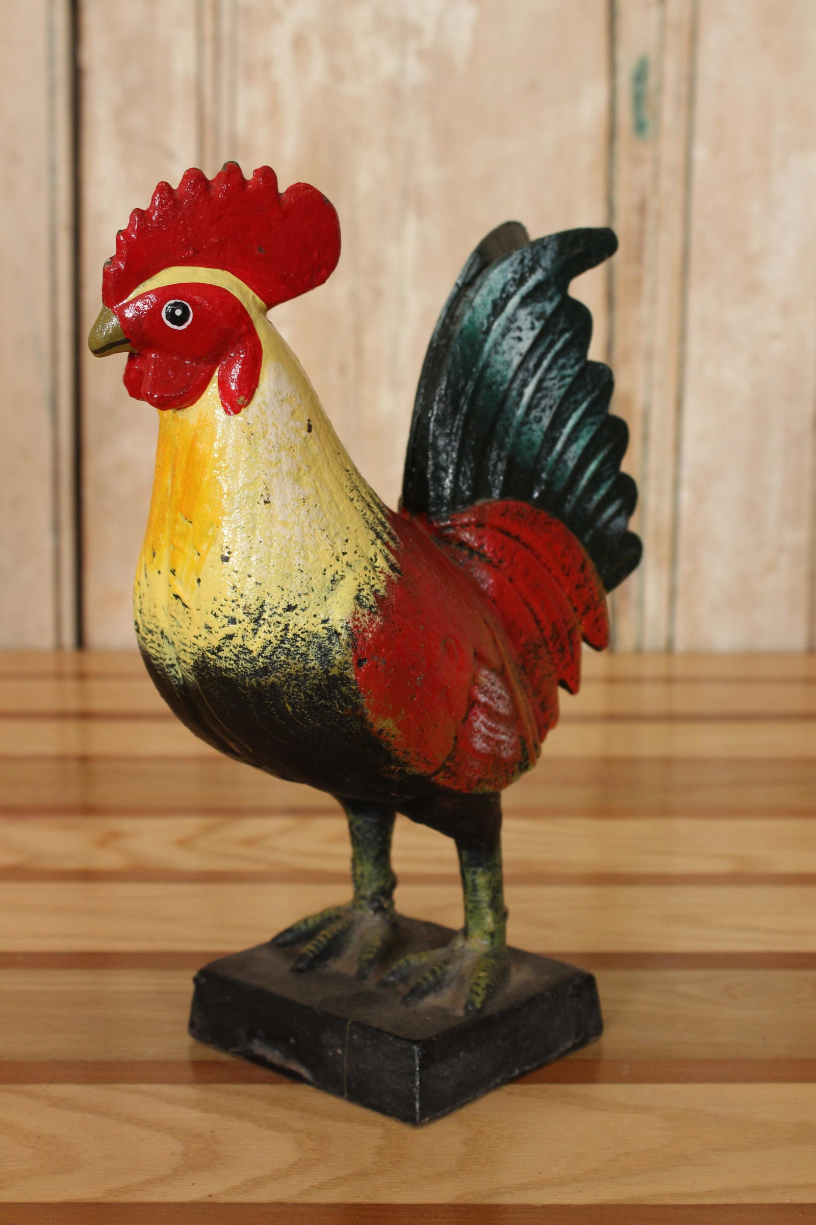 Cast Iron Rooster Garden Ornament: Cast Iron Rooster Garden Ornament. Size: 10.75" H x 8.5" W x 4.25" D