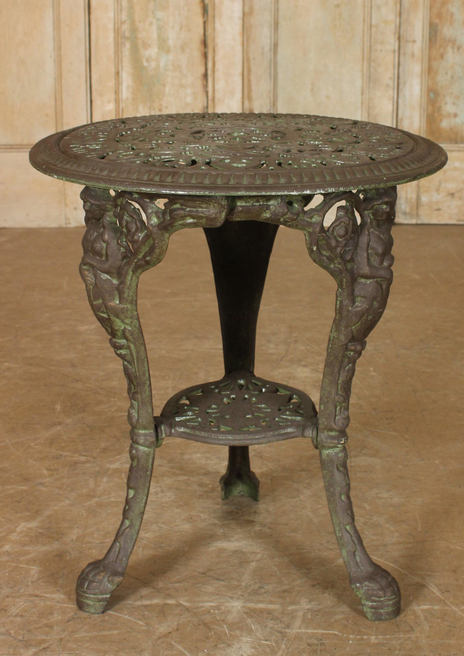 Cast Iron Garden Table: Cast Iron Garden Table. Size: 26.25" H x 22.5" Diameter