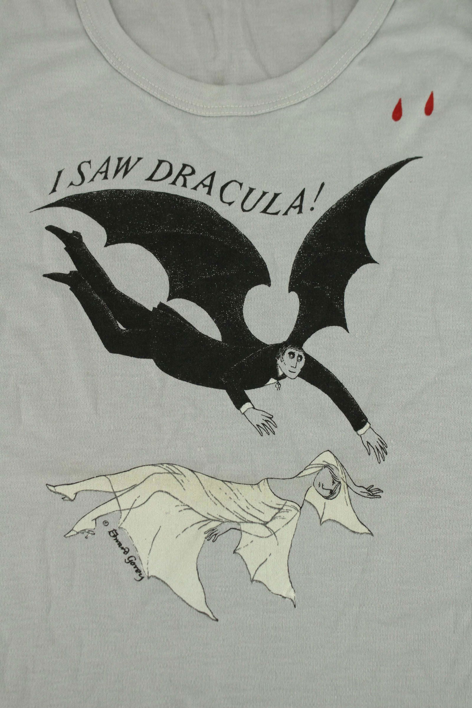 Lot of 619 I Saw Dracula! Broadway Souvenir Shirts (1 of 3)