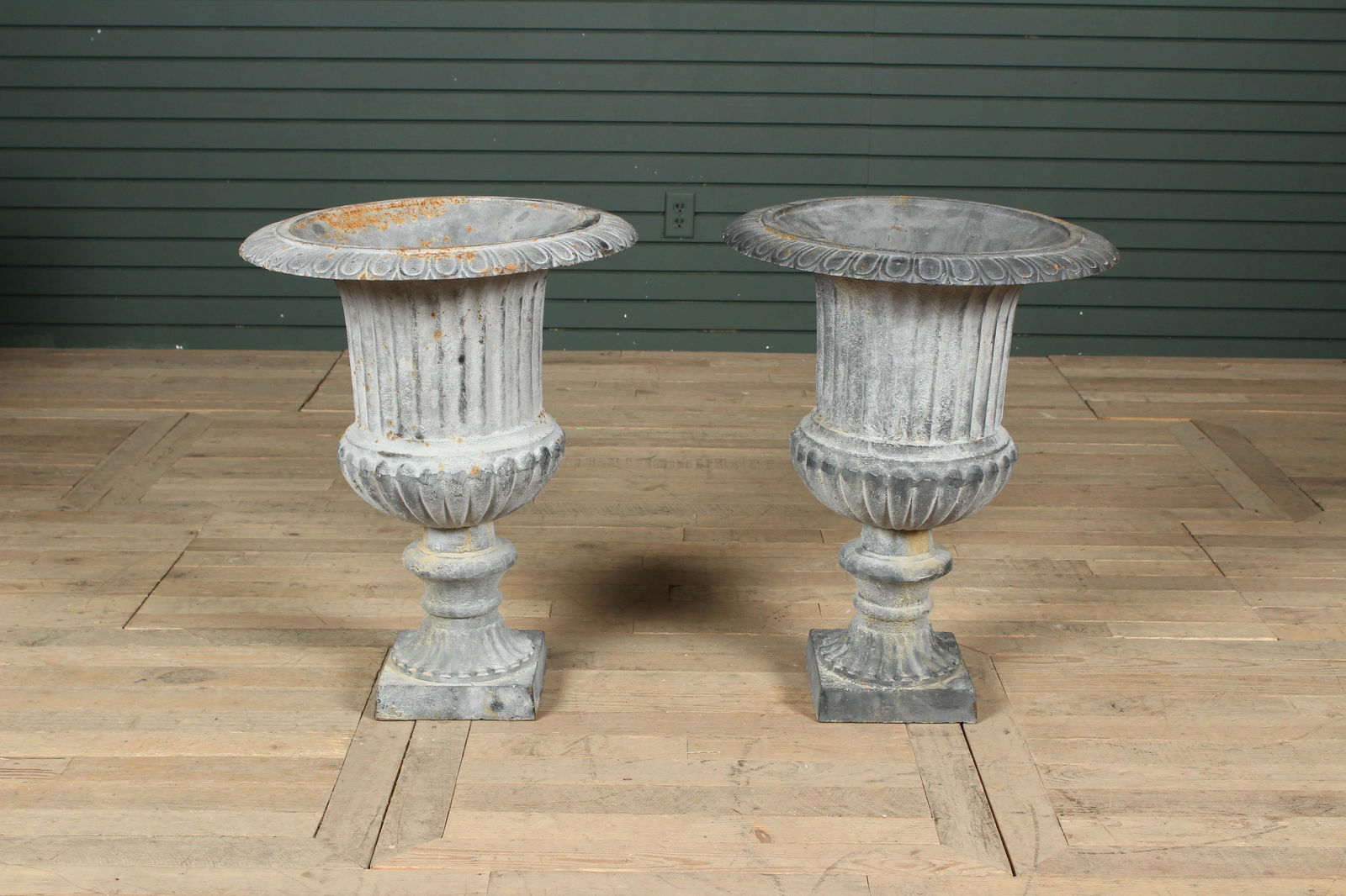 Pair of Cast Iron Garden Urns Urns (1 of 10)
