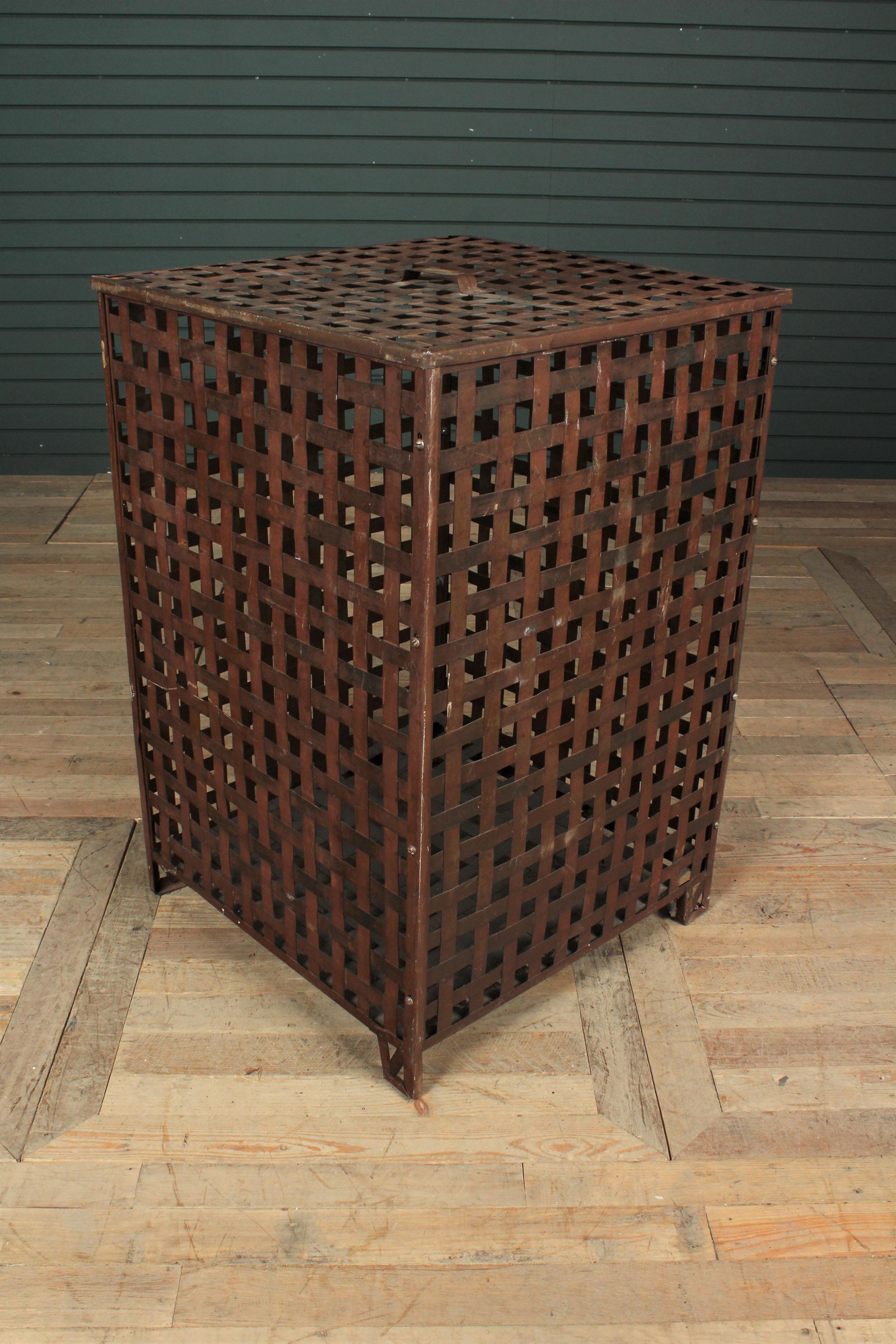 Vintage Skyscraper Rubbish Burner by H B Bornside: Vintage Skyscraper Rubbish Burner by H. B. Bornside, woven metal incinerator, manufactured by HB Bornside, Providence, RI, handled lid with label. Size: 36" x 24" x 24"