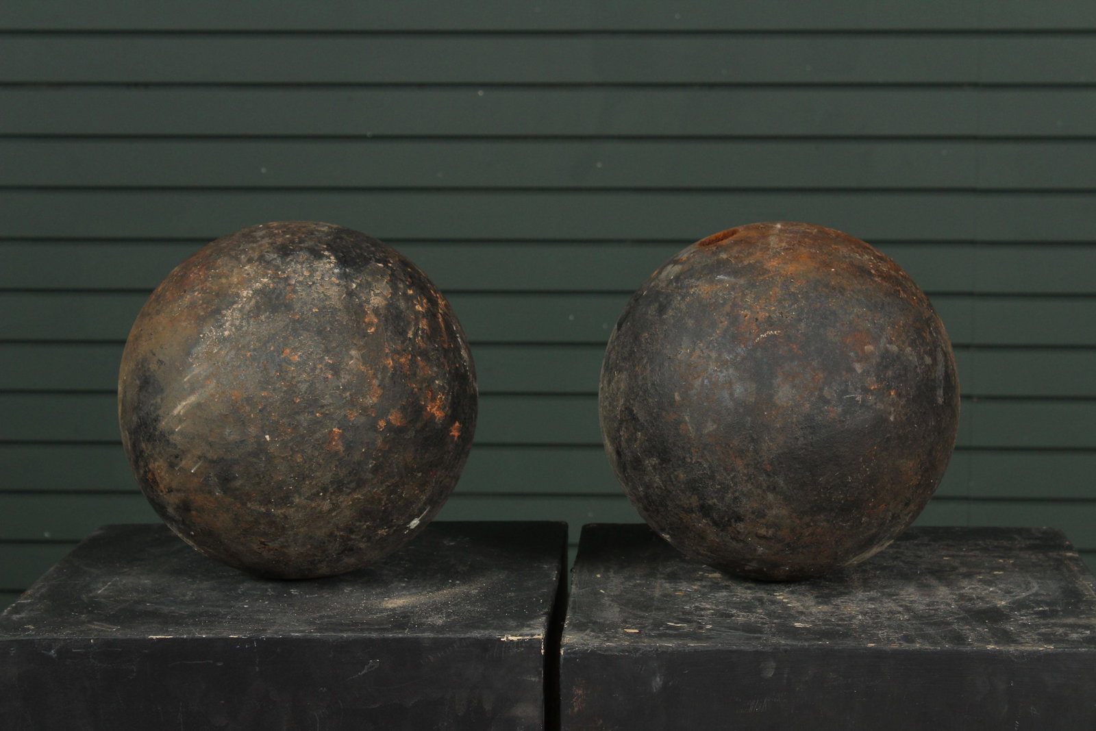 Pair 11 Inch Diameter Cast Iron Cannonballs: Pair 11 Inch Diameter Cast Iron Cannonballs. Very heavy. Est. 150lbs each. Pedestal not included. Used for photographing item only.