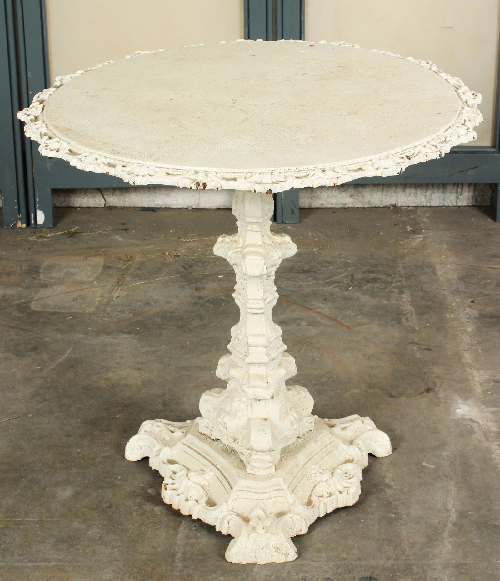 Cast Iron Victorian Style Garden Tea Table (1 of 7)