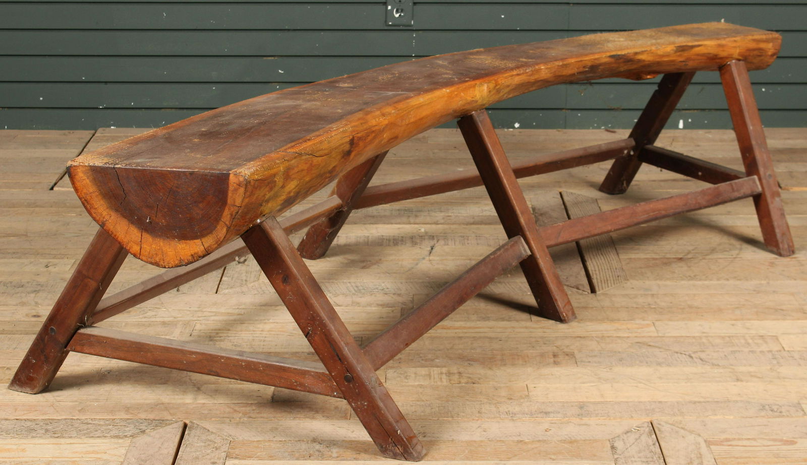 Free Edge Timber Bench (1 of 7)