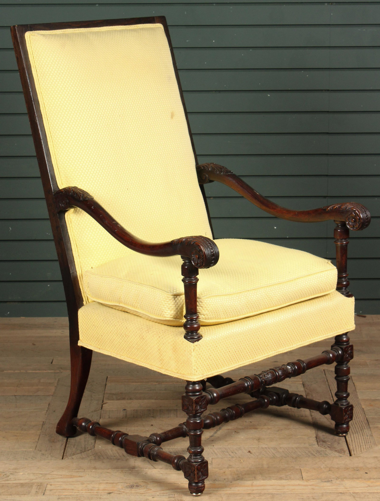 Carved Acanthus Motif Throne Chair: Carved Acanthus Motif Throne Chair. Size: 44" H x 25" W x 29.5" D