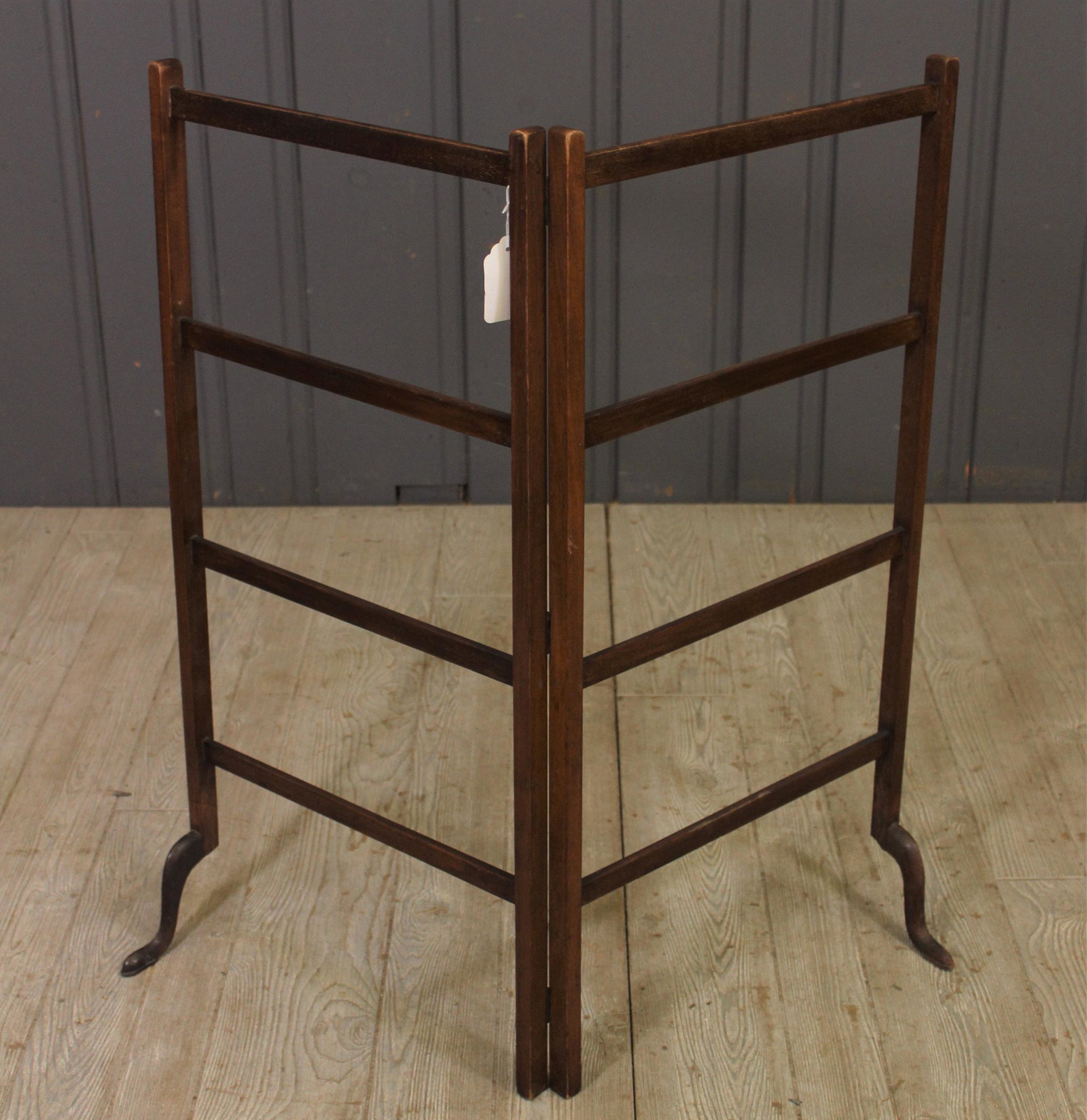 English Queen Anne Style Linens Rack: English Queen Anne Style Linens Rack. Size: 36" x 36" x 5.5" fully open.