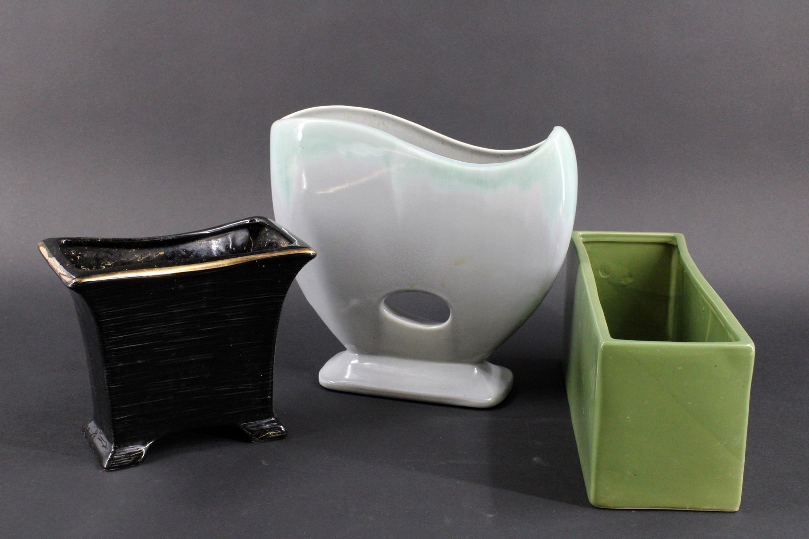 Group of Three Vintage Ceramic Pottery Planters (1 of 13)