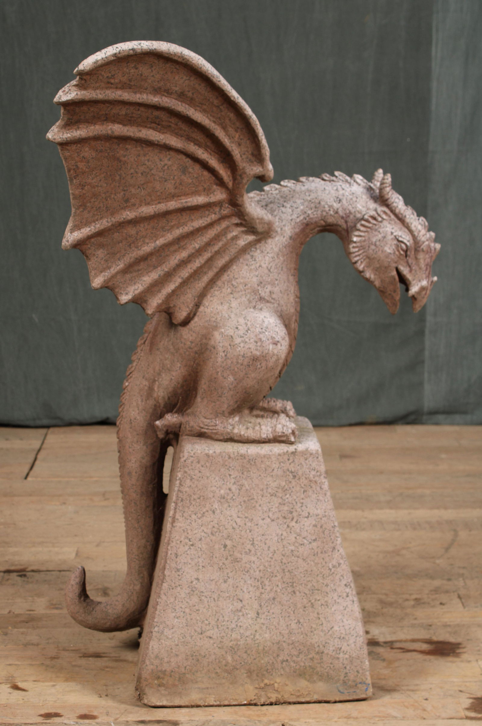 Stone Winged Griffin Garden Ornament (1 of 10)