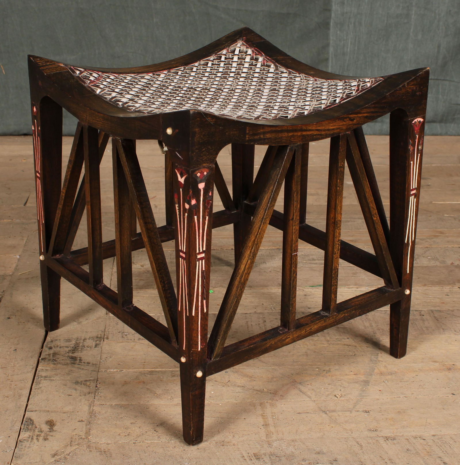 Arts and Crafts Style Thebes stool (1 of 6)