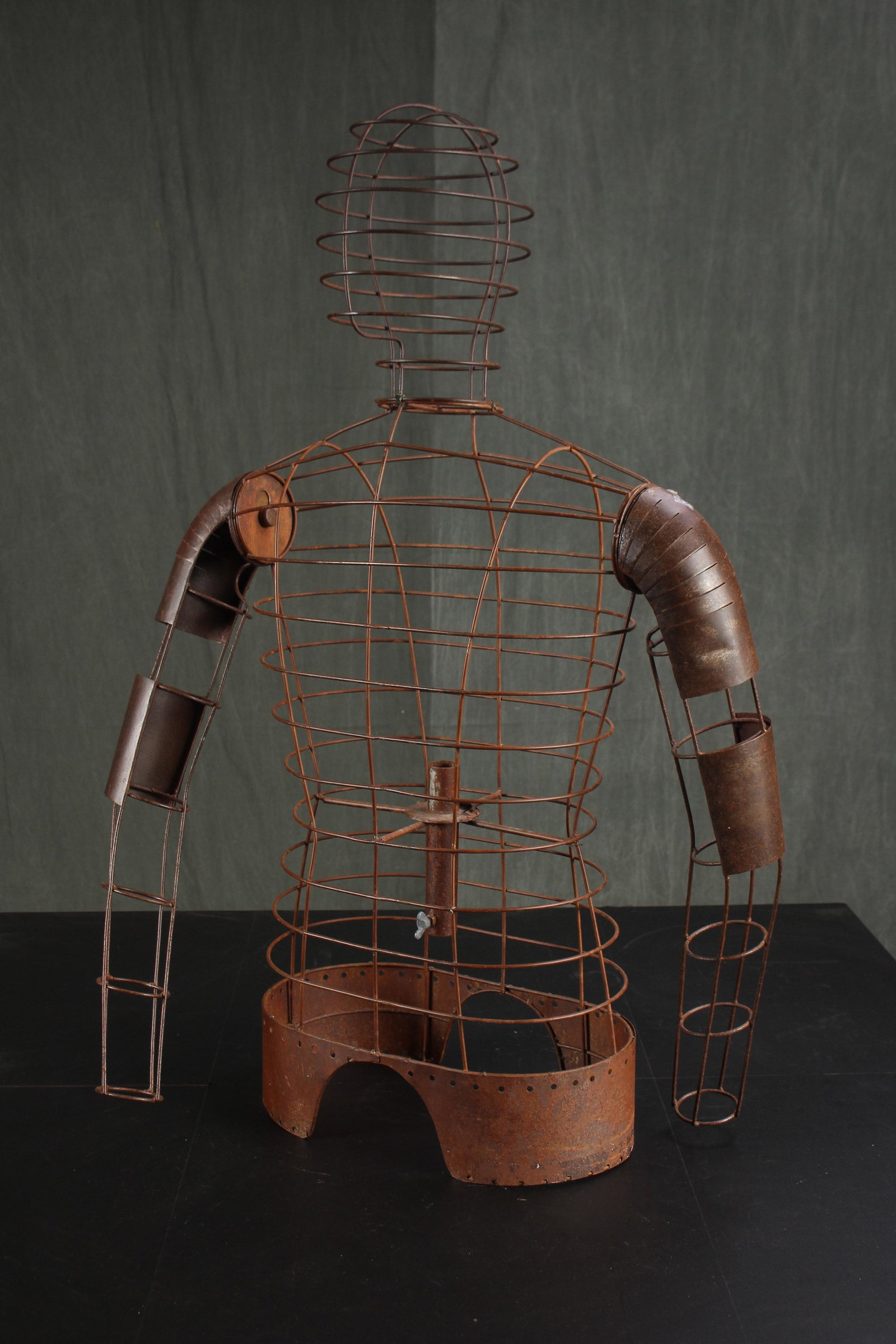 Sculptural Wire Form Mannequin, Male Figure (1 of 13)