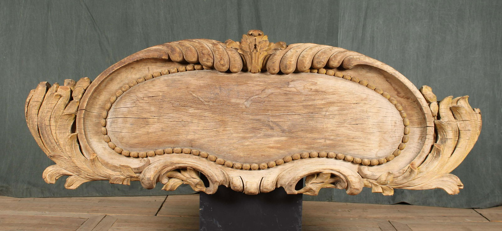 Antique Architectural Carved Wood Cartouche (1 of 16)