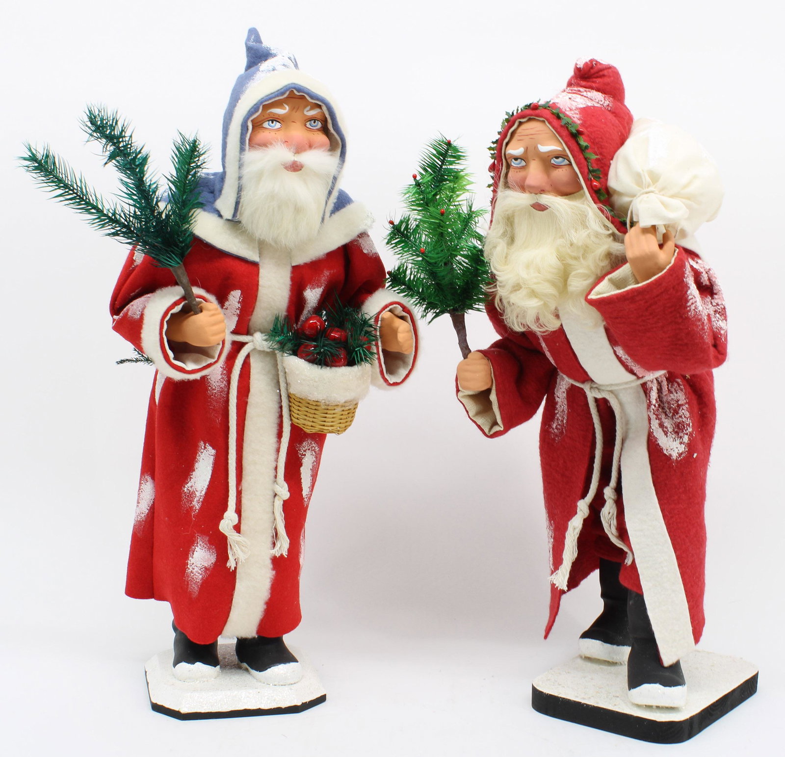Cottage Creations Santa Pair (1 of 6)