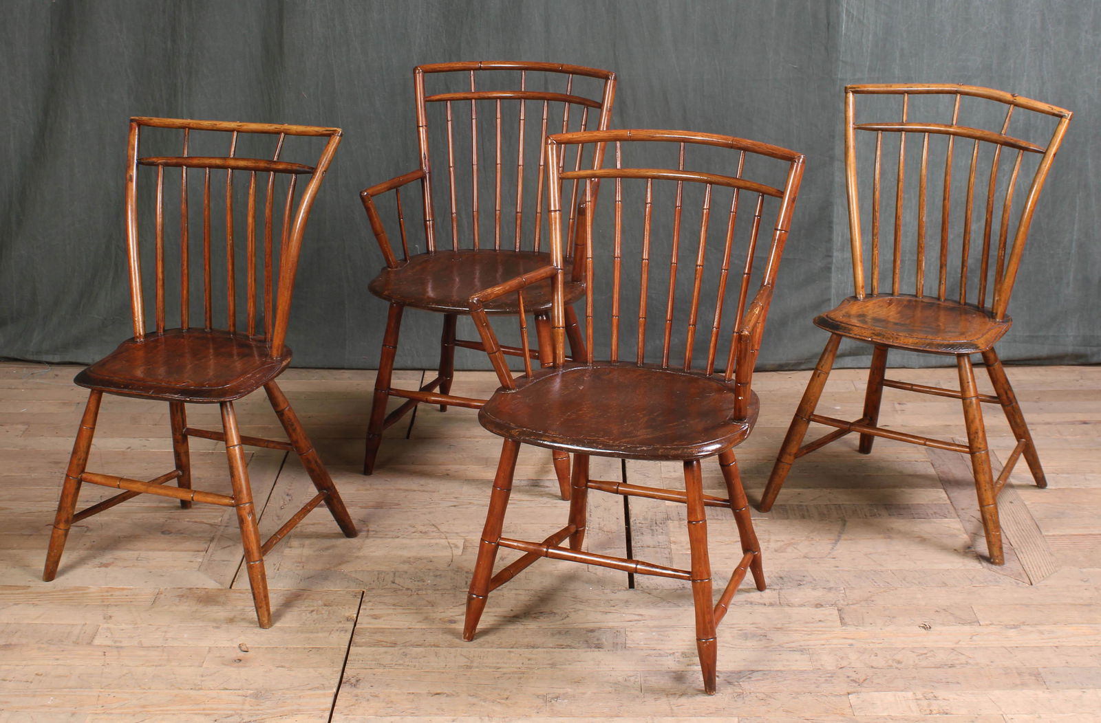 Set of 4 Antique Windsor Style Chairs (1 of 9)