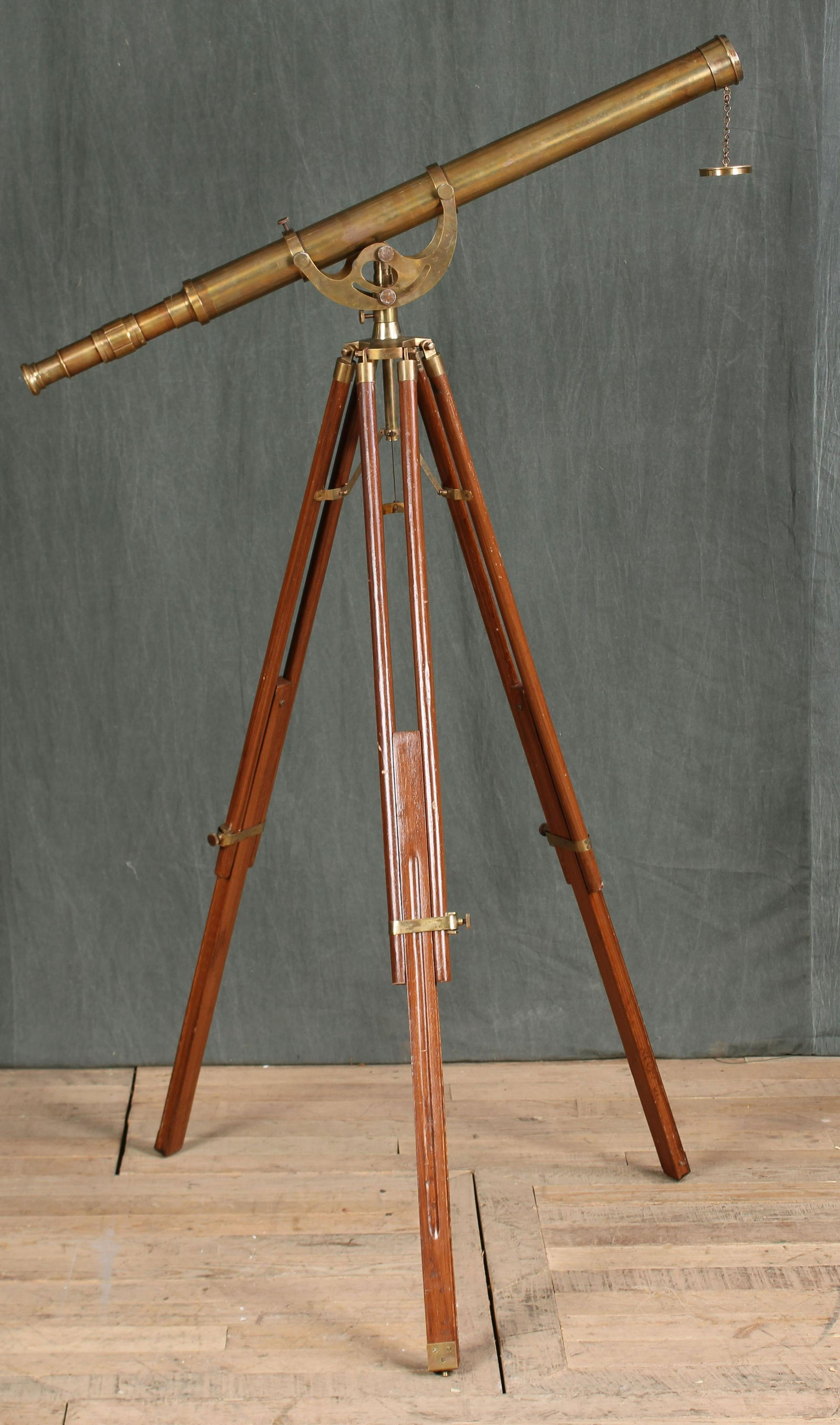 Decorative Vintage Brass Telescope (1 of 7)