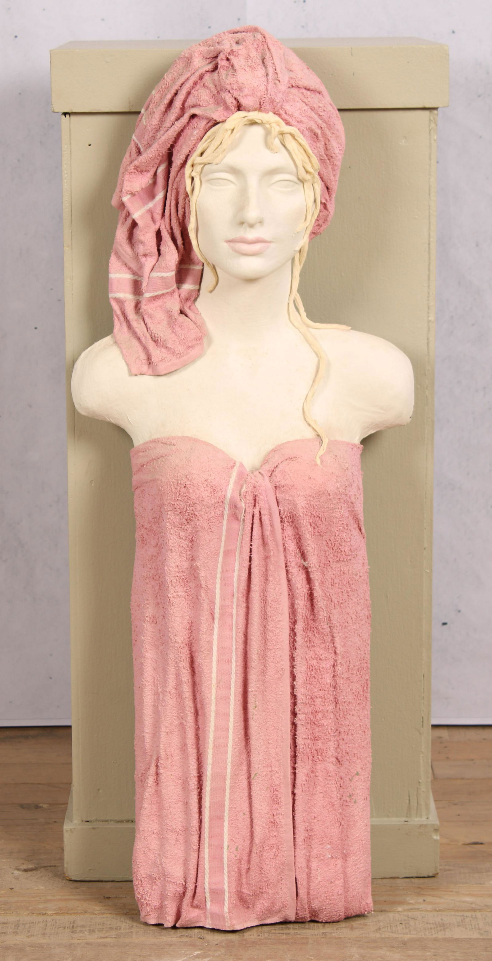 Fabrications, Fabric Sculpture, Jellema (1 of 5)