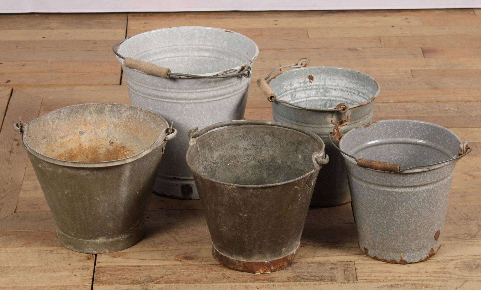 5 Vintage Galvanized Buckets, Planters (1 of 5)