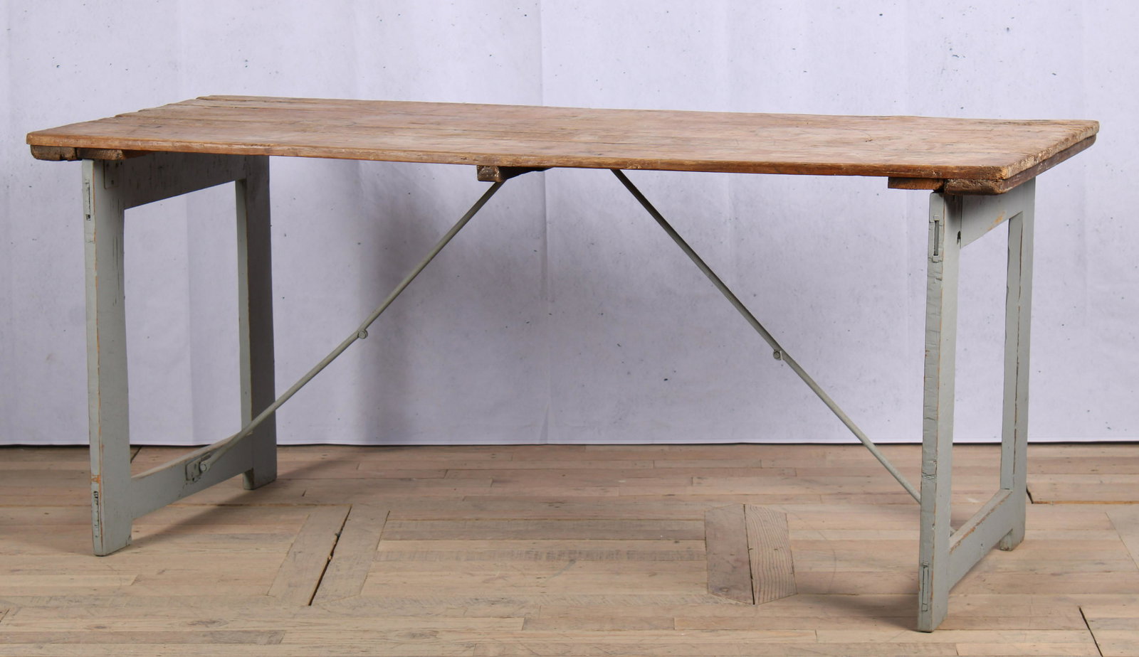 Folding Greenhouse Potting Table: Folding Greenhouse Potting Table. Measured: H 31" x W 71" x D 29"