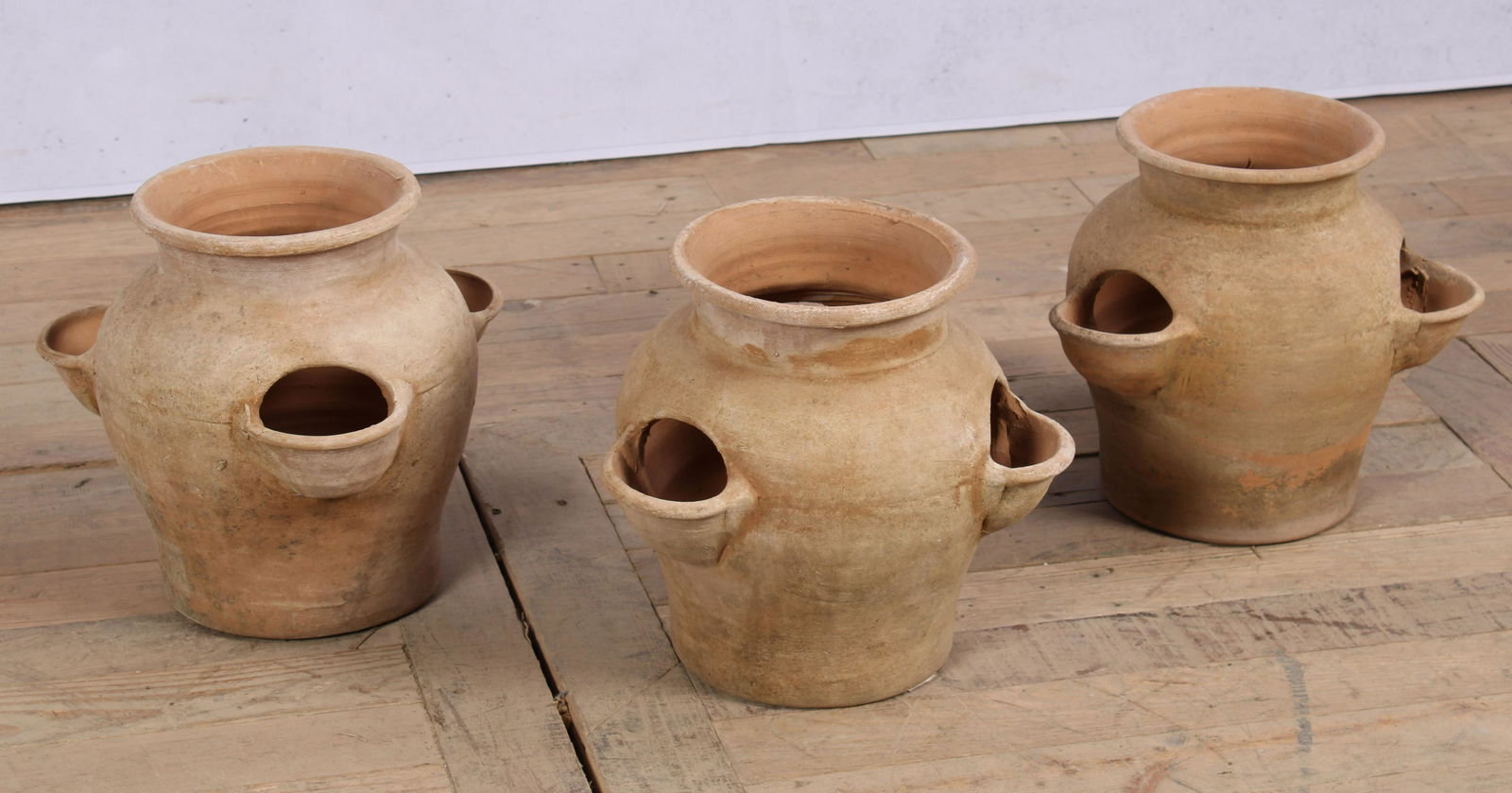 3 Earthenware Strawberry Pots (1 of 7)