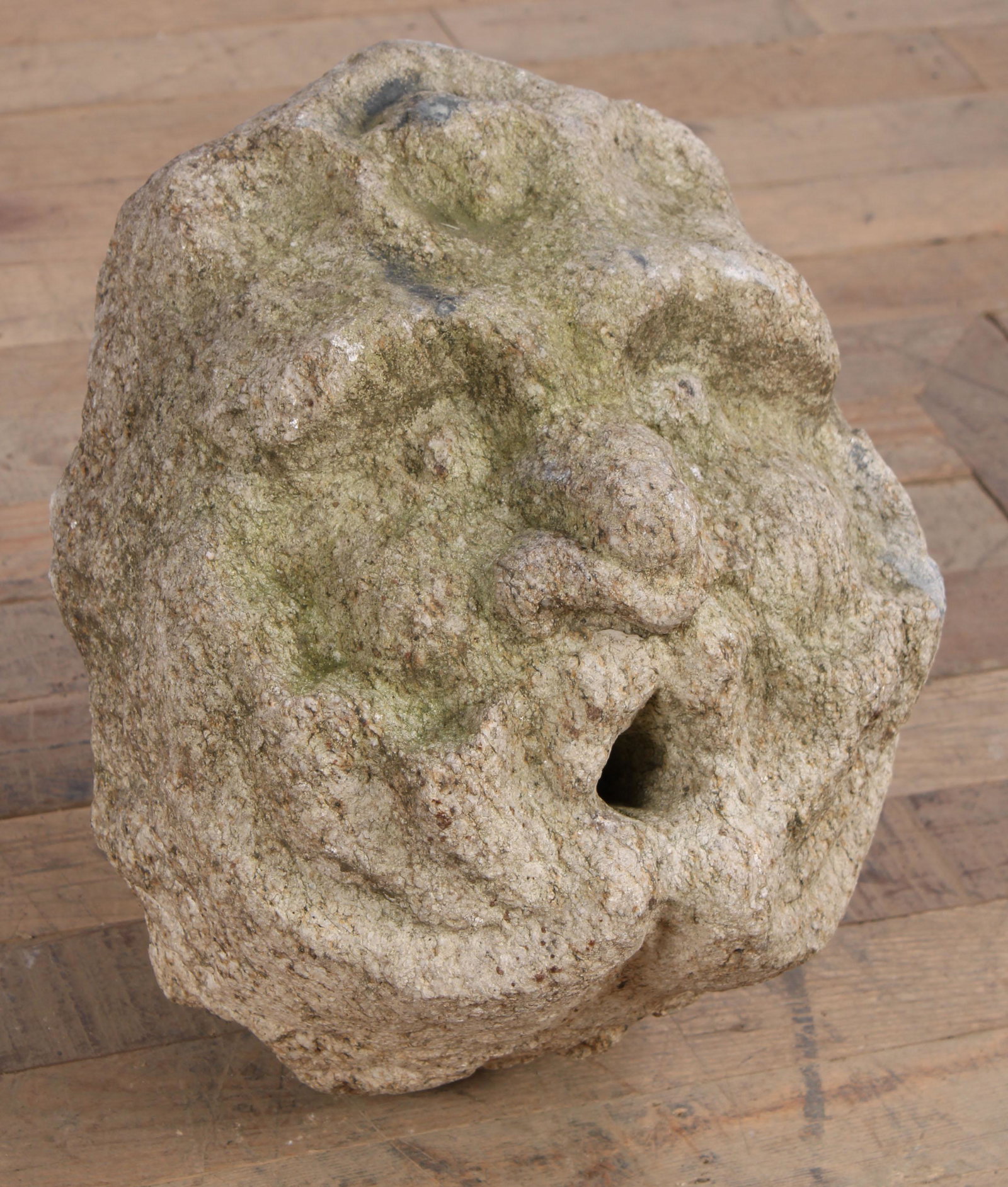 Continental Carved Limestone Fountain Mask: Continental Carved Limestone Fountain Mask. Approx: H 17" x W 12.5" x D 11"