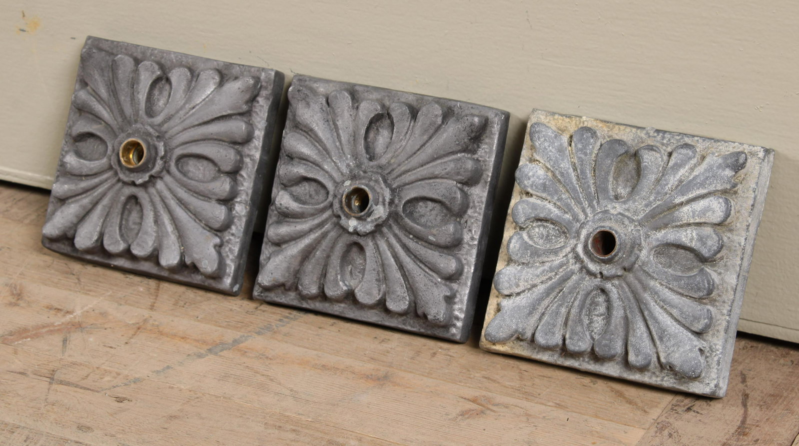 Lot of 3 Acanthus Motif Fountain Spouts: A lot of 3 cast lead acanthus decorated fountain spouts. Size: 6"h x 6"W