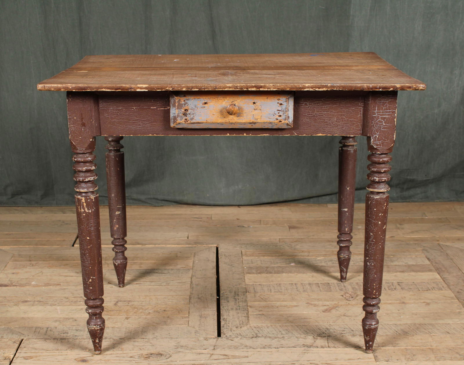 Primitive Farmhouse Work Stand Table (1 of 6)